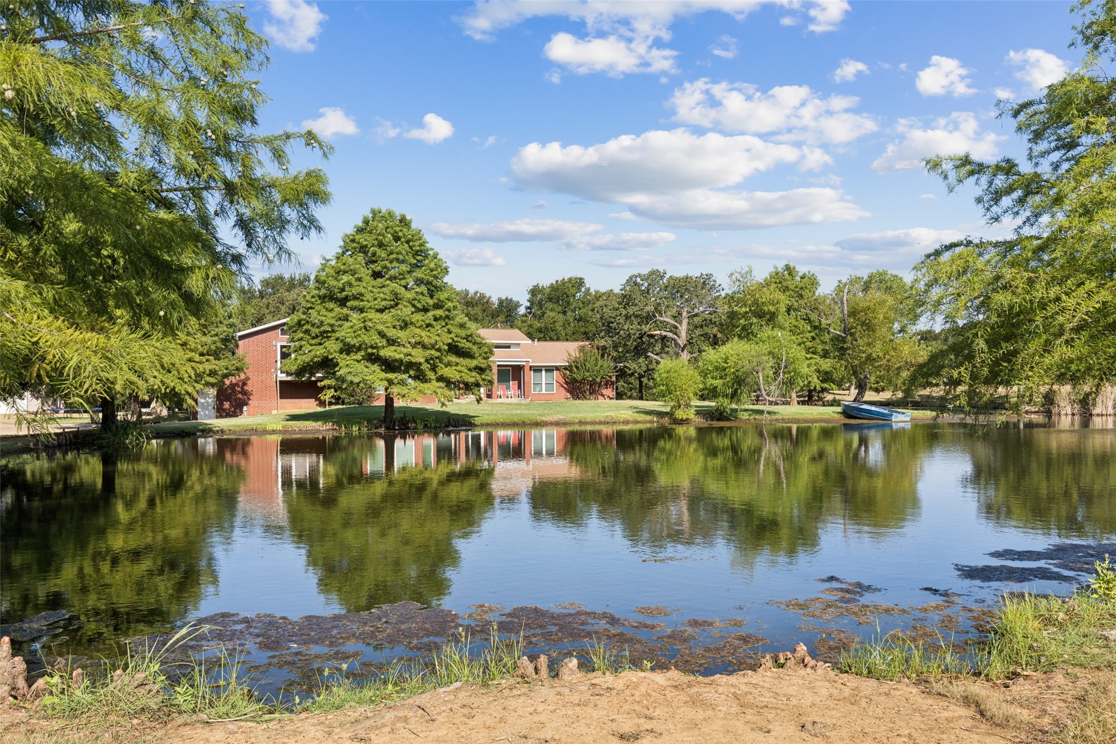 1150 Ellard Road