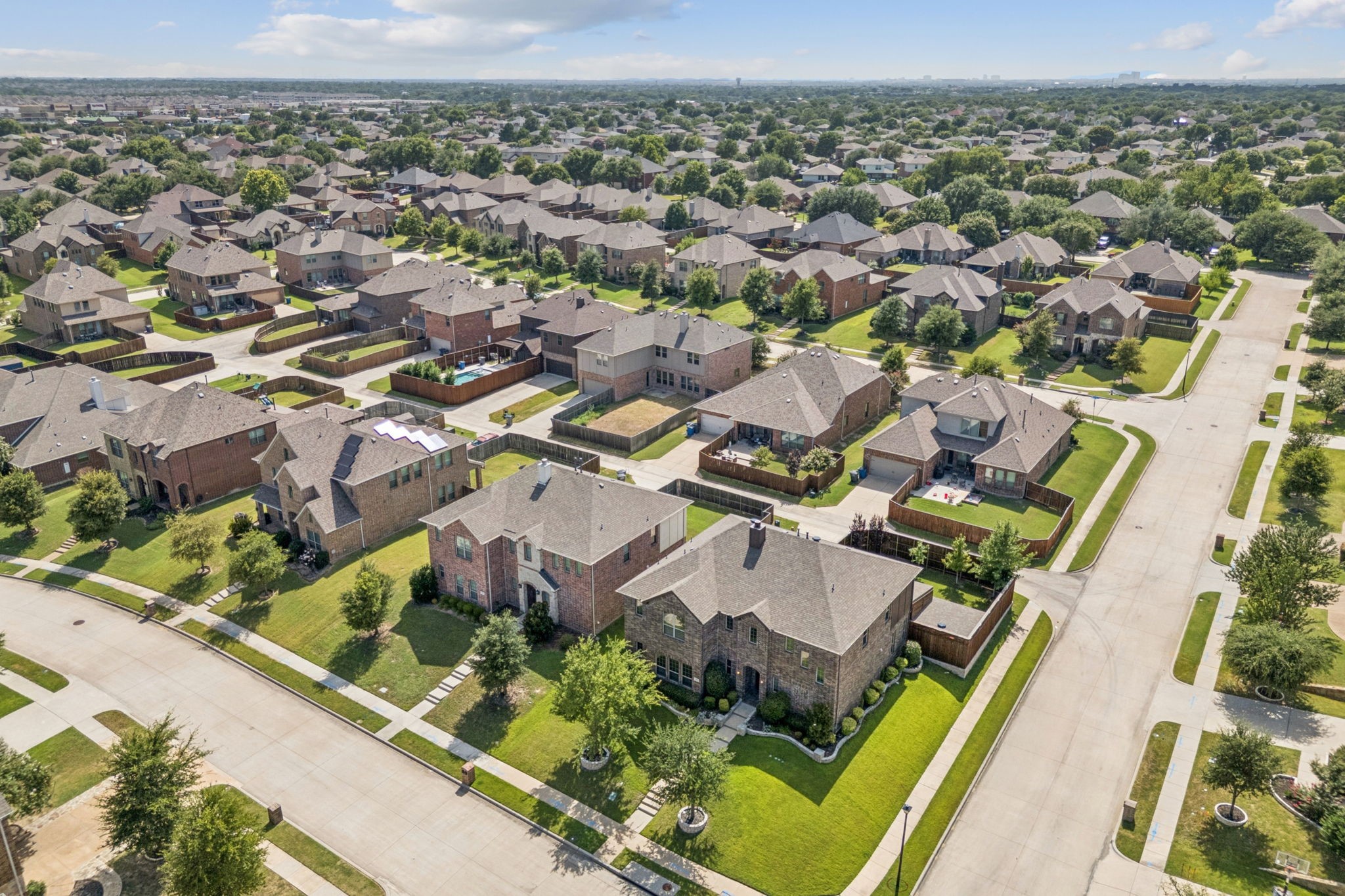 313 Silvery Pine Avenue