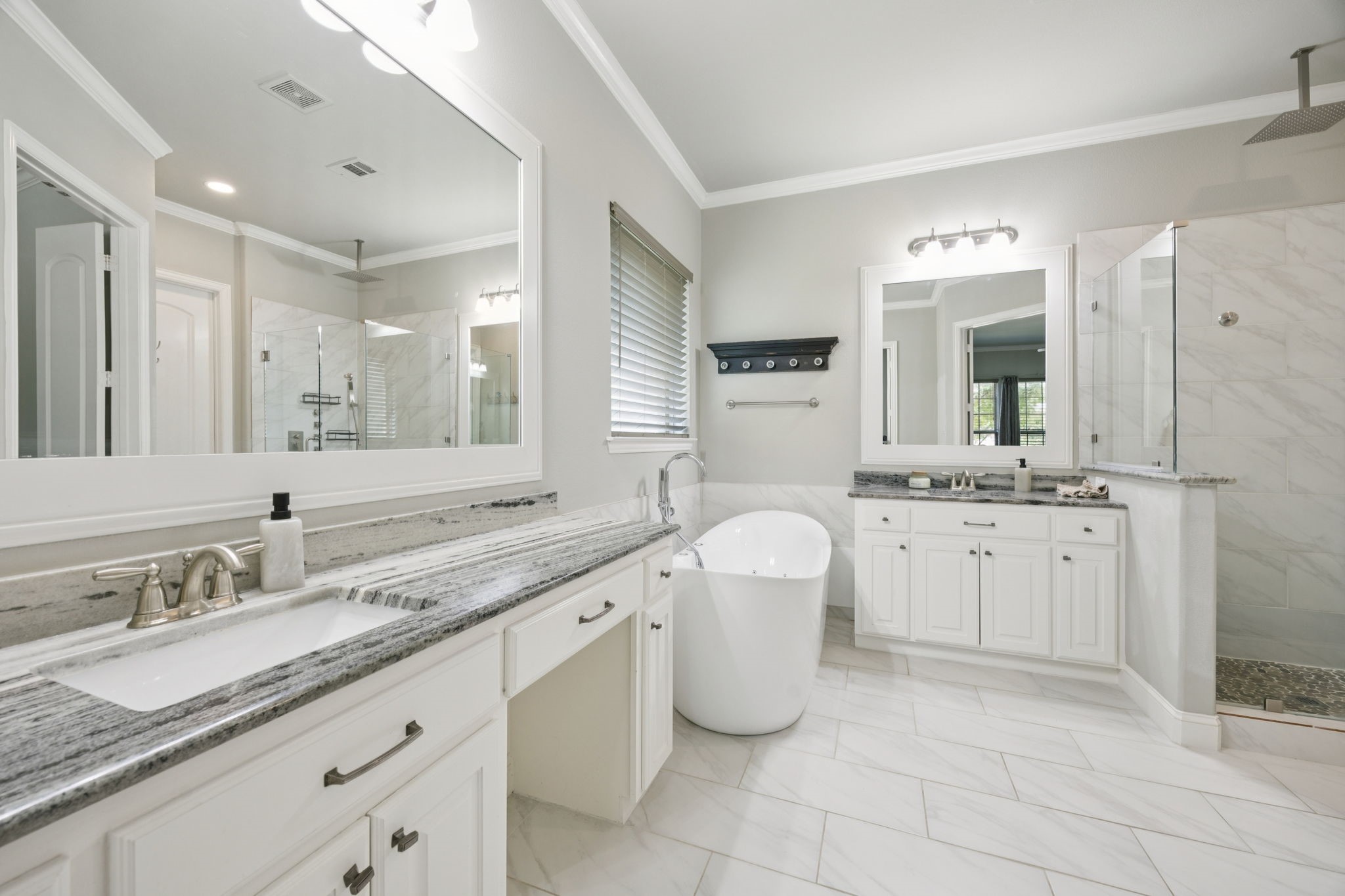 313 Silvery Pine Avenue