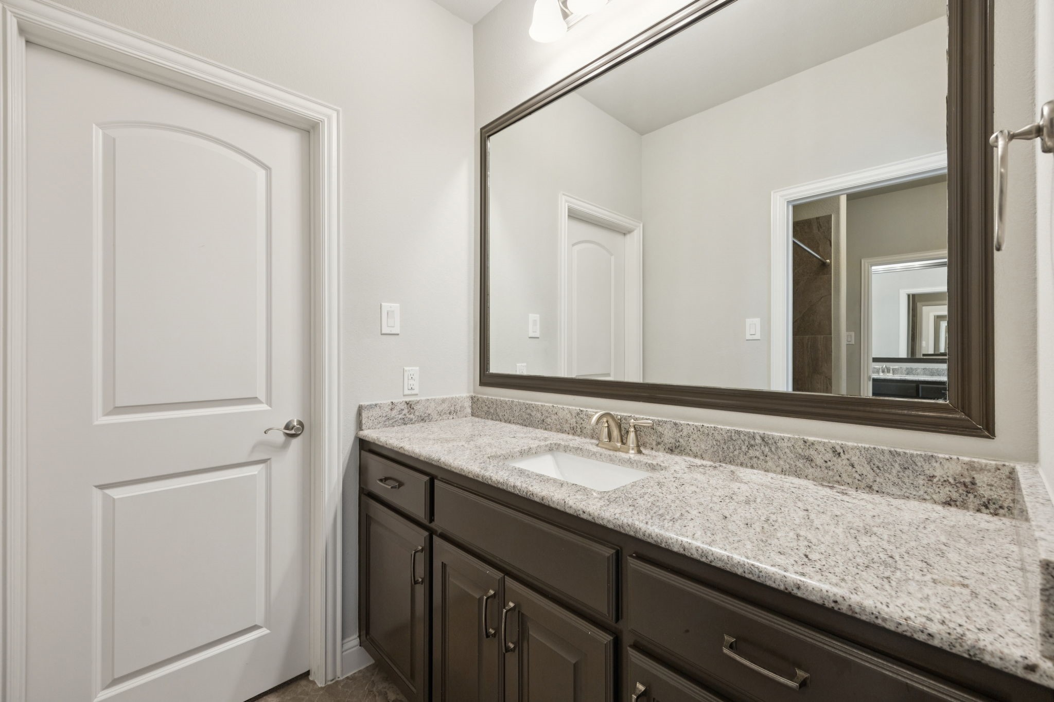 313 Silvery Pine Avenue