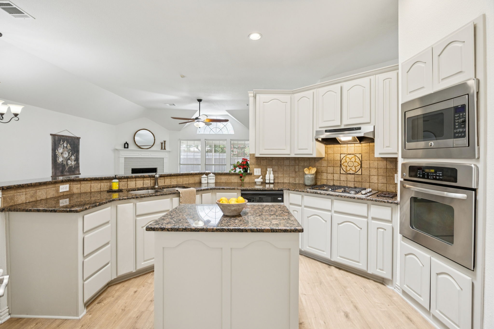 1164 Taylor Lane