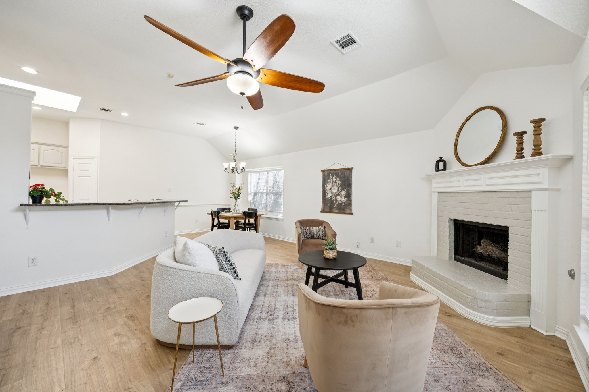 1164 Taylor Lane