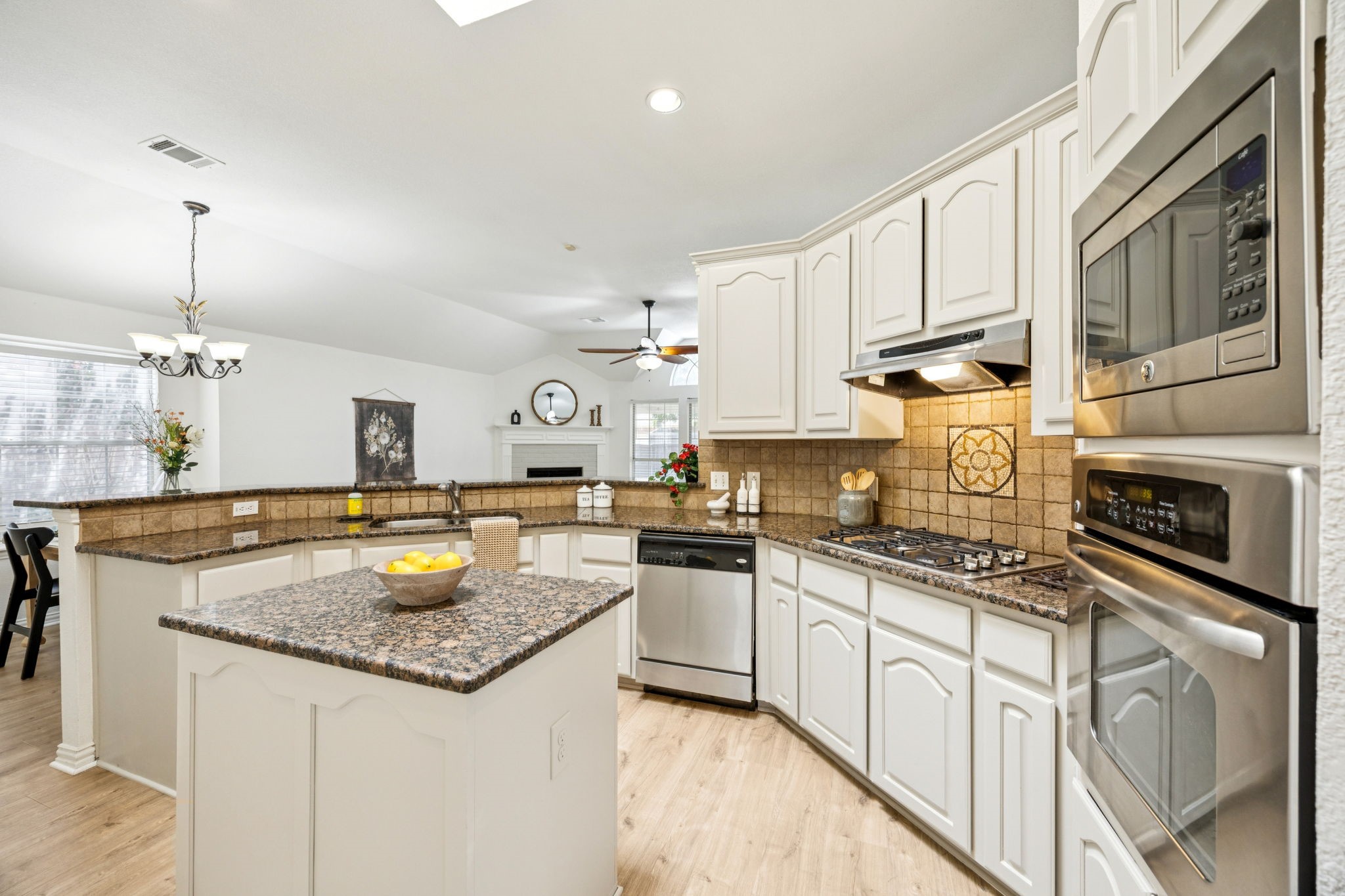 1164 Taylor Lane