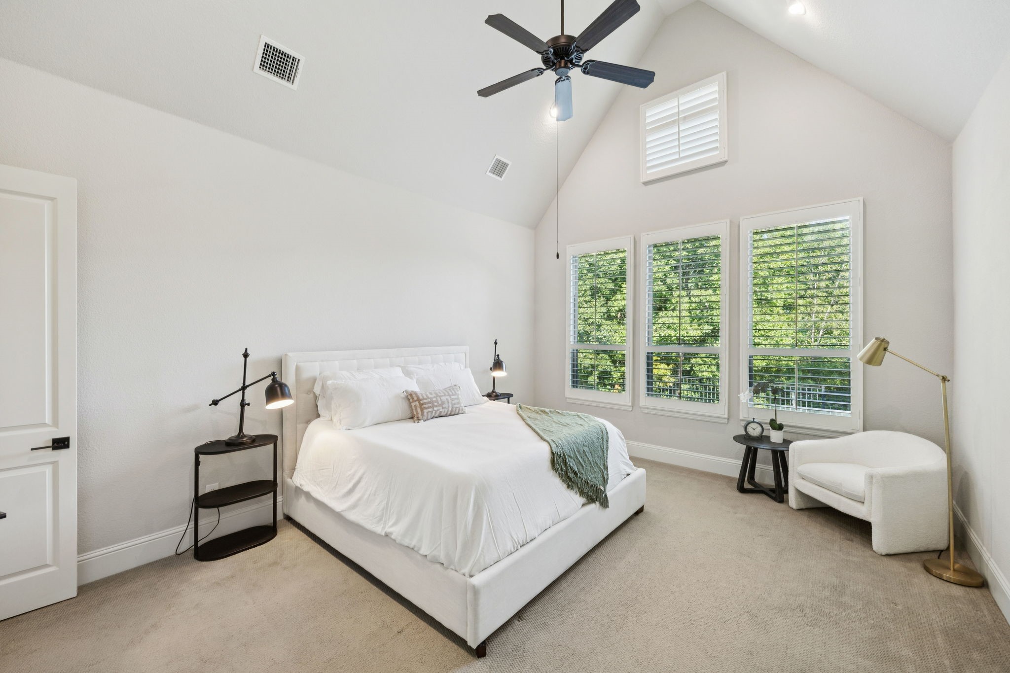 204 Chisholm Trail