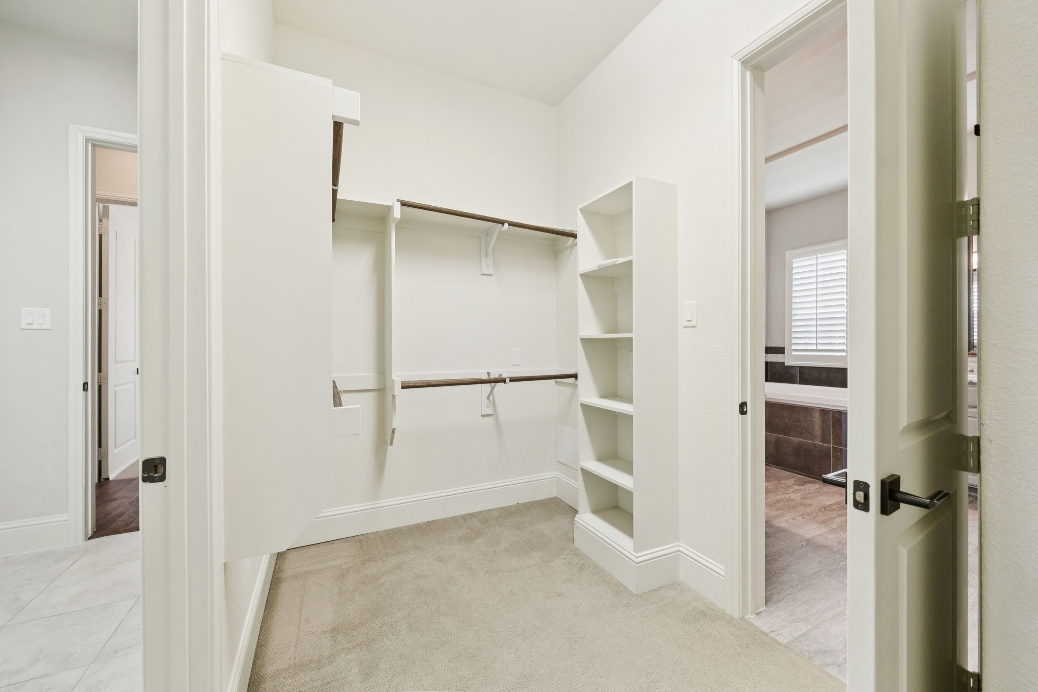 204 Chisholm Trail
