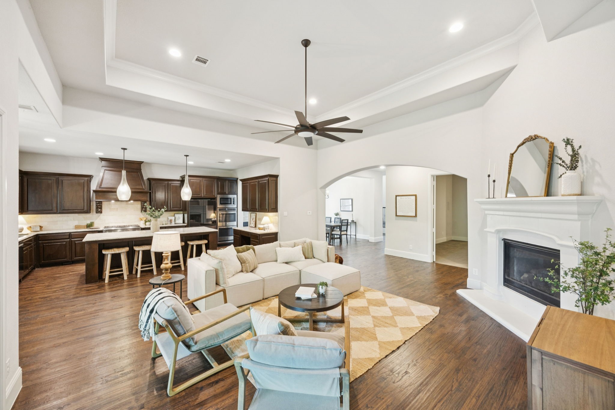 204 Chisholm Trail