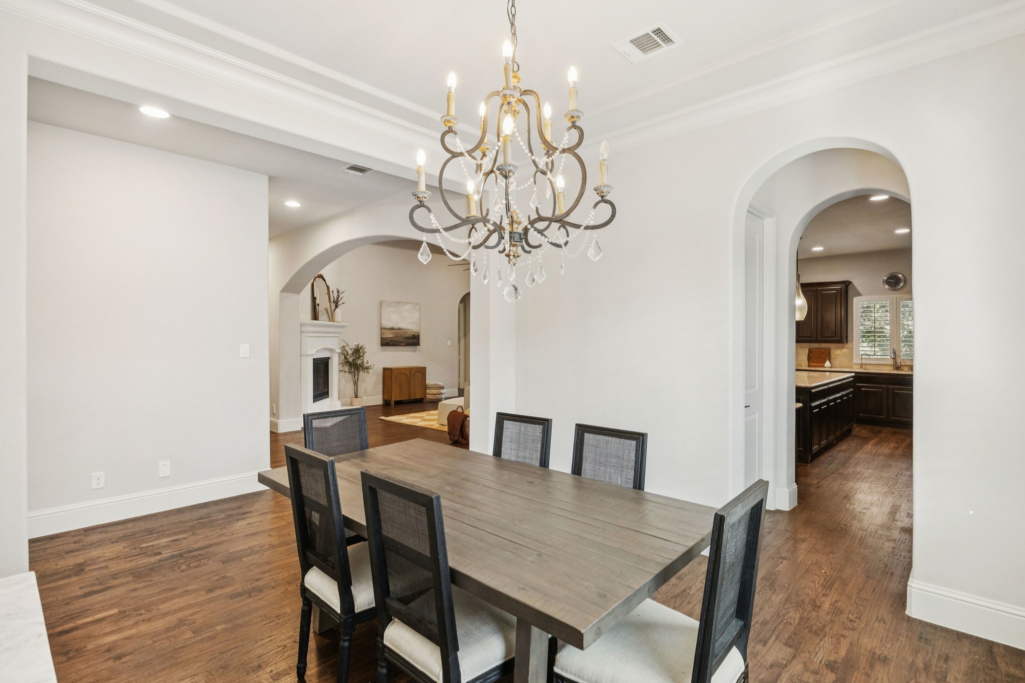 204 Chisholm Trail