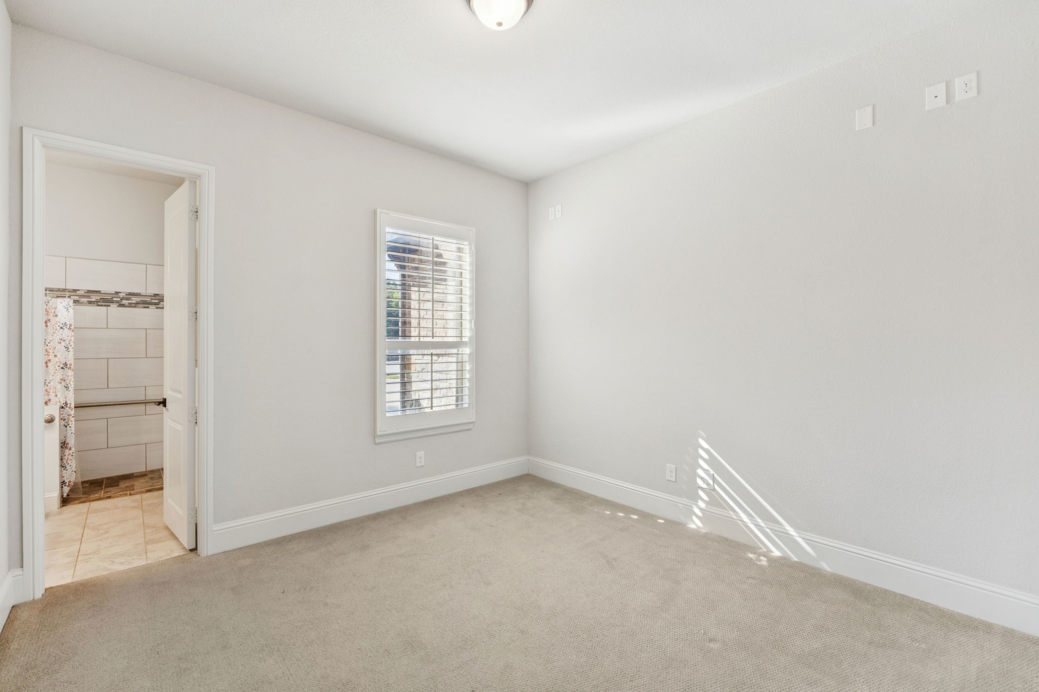 204 Chisholm Trail