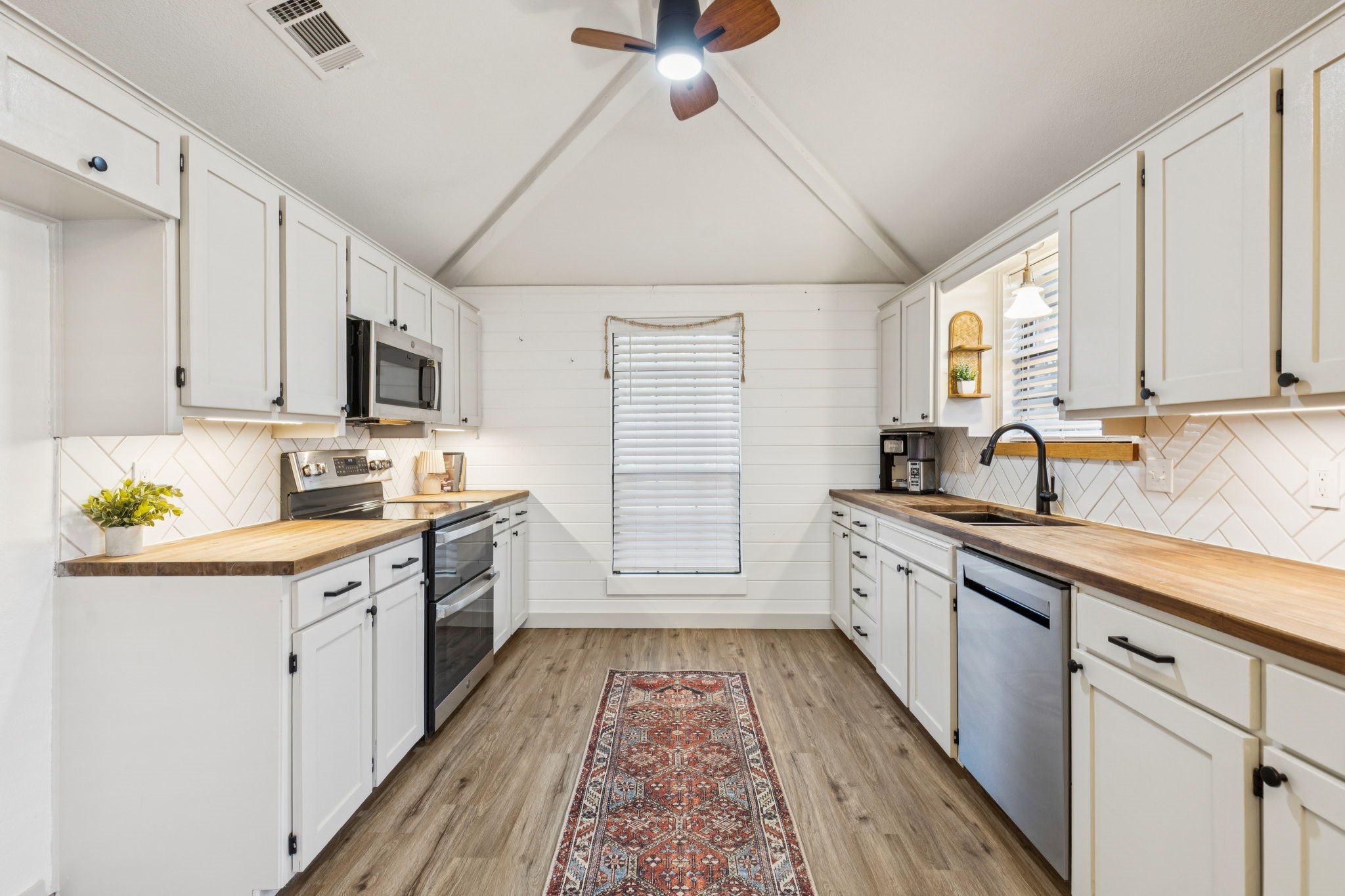 2145 Goldfinch Drive