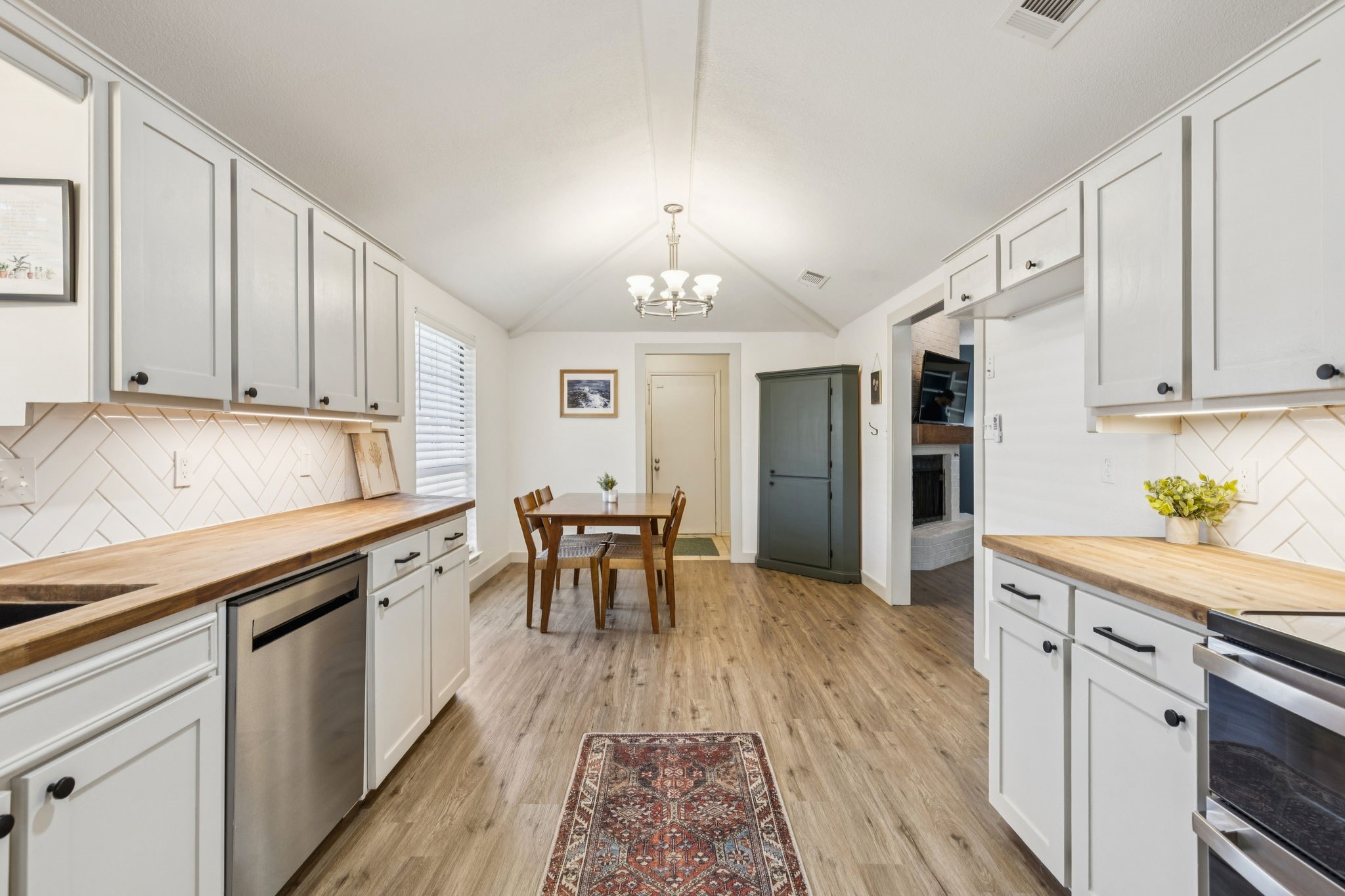 2145 Goldfinch Drive