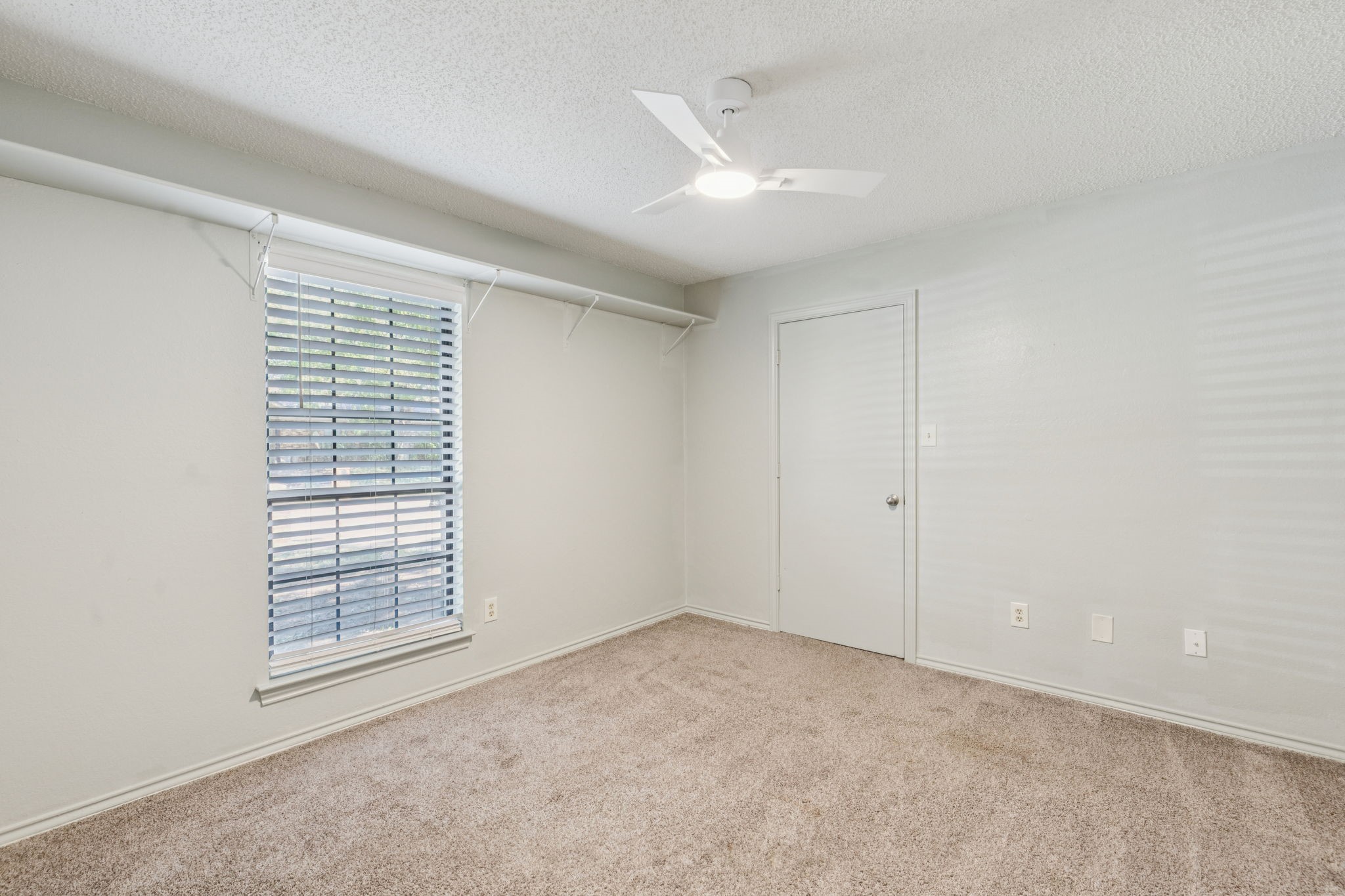 2145 Goldfinch Drive