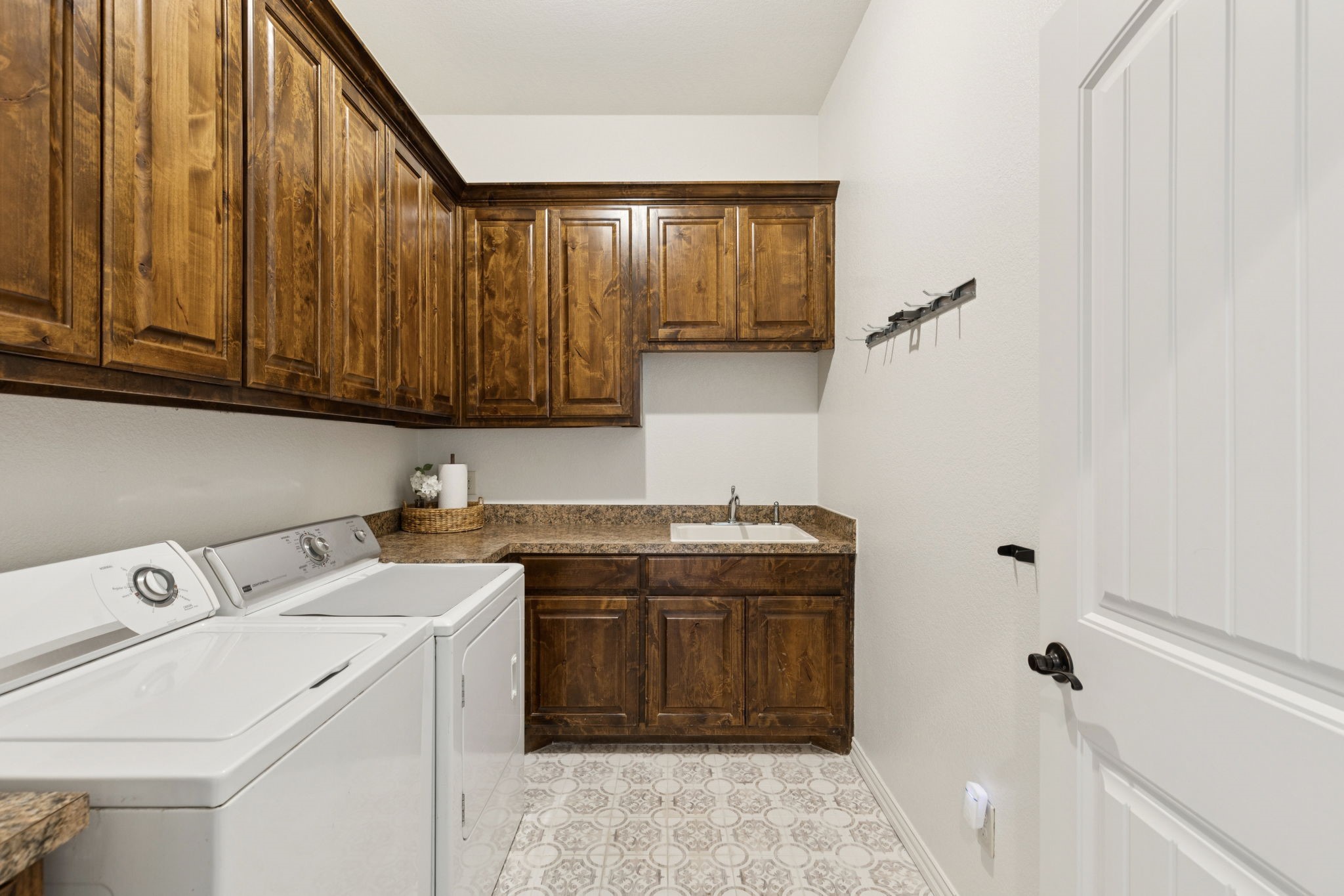 6824 Katie Corral Drive