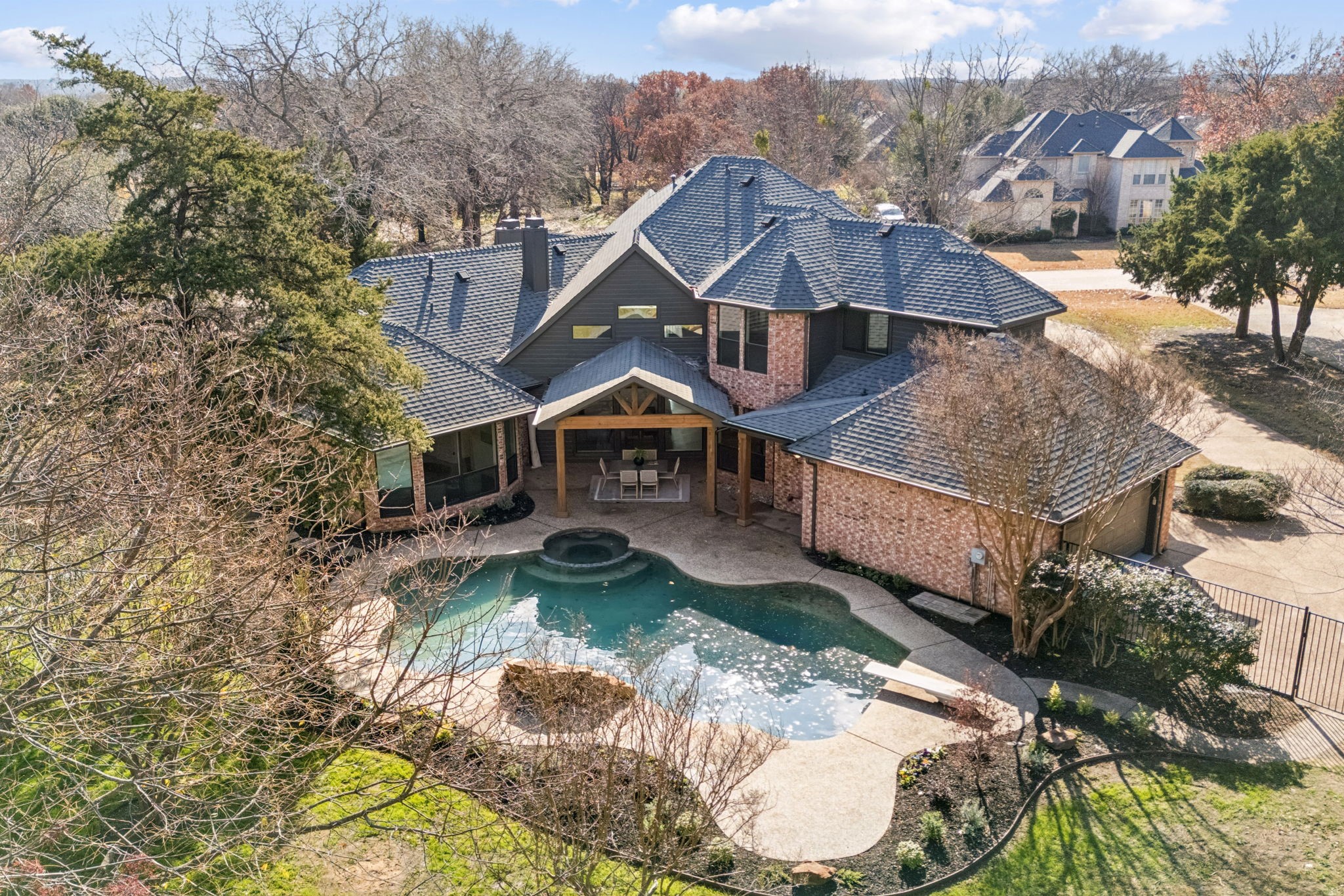 104 Royal Oaks Drive