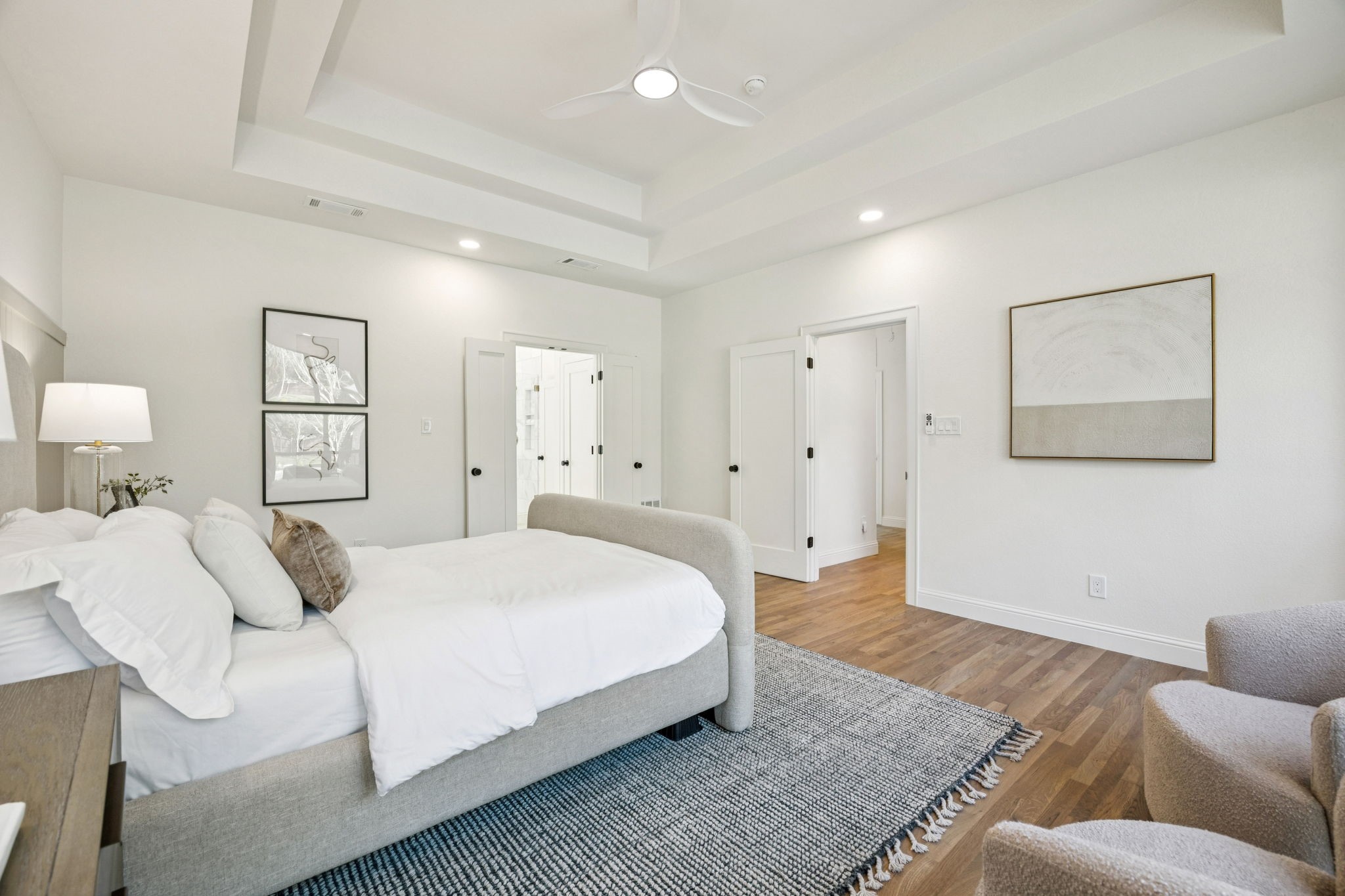 104 Royal Oaks Drive