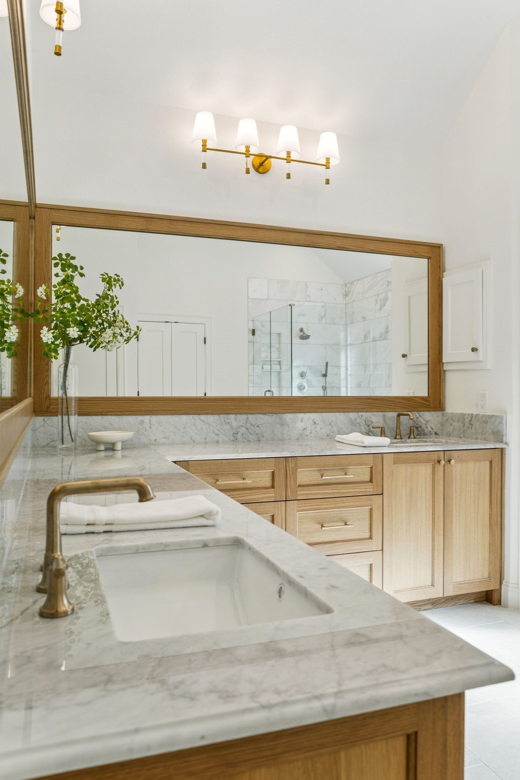 104 Royal Oaks Drive