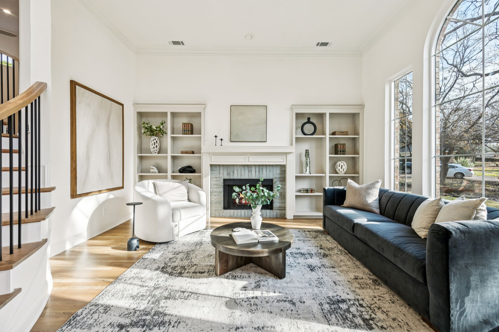 104 Royal Oaks Drive