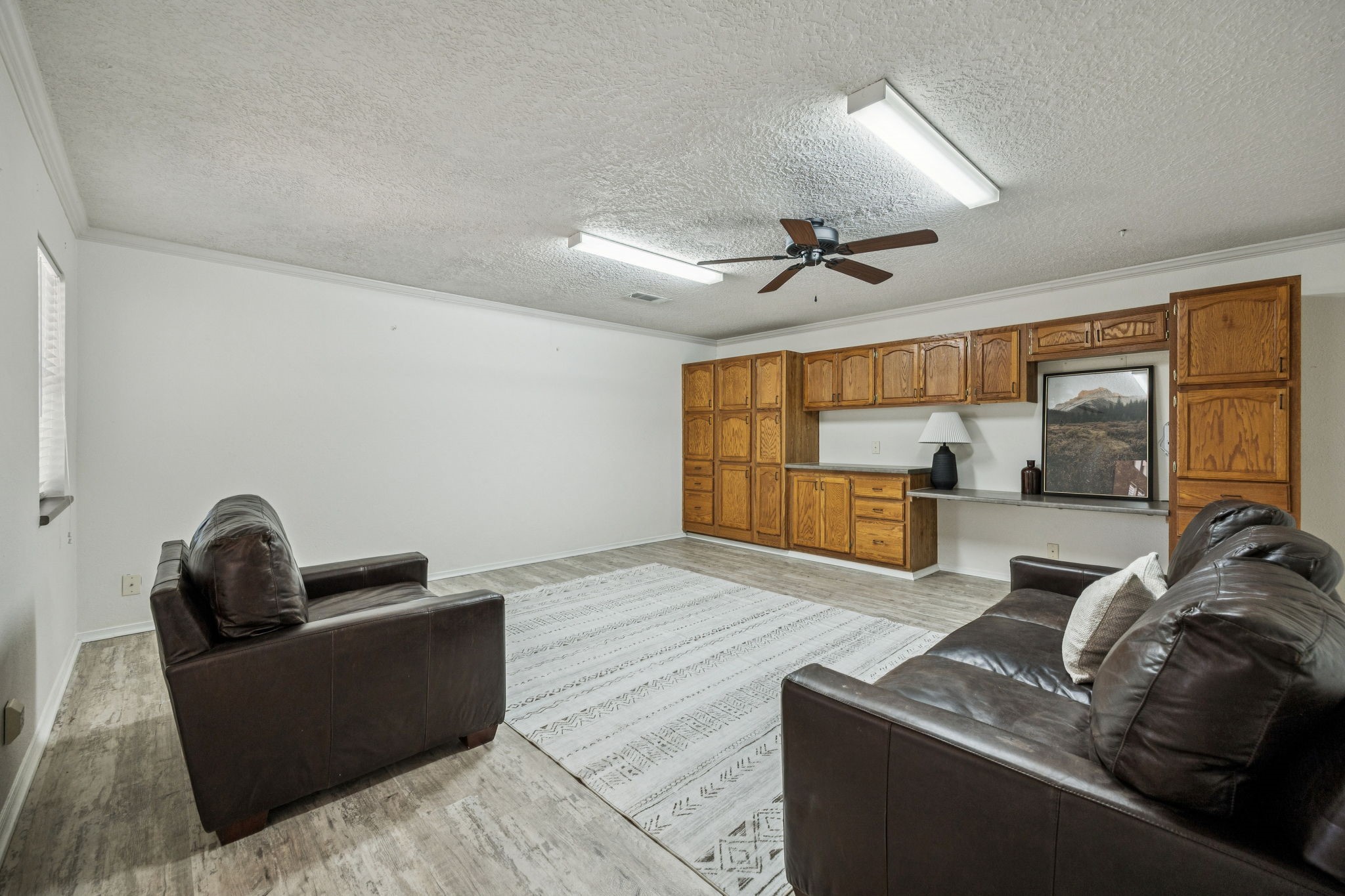 2900 Christopher Drive