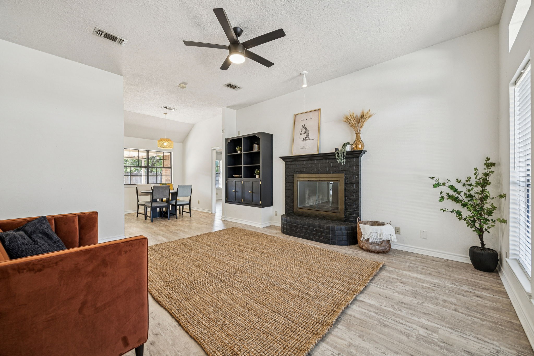 2900 Christopher Drive