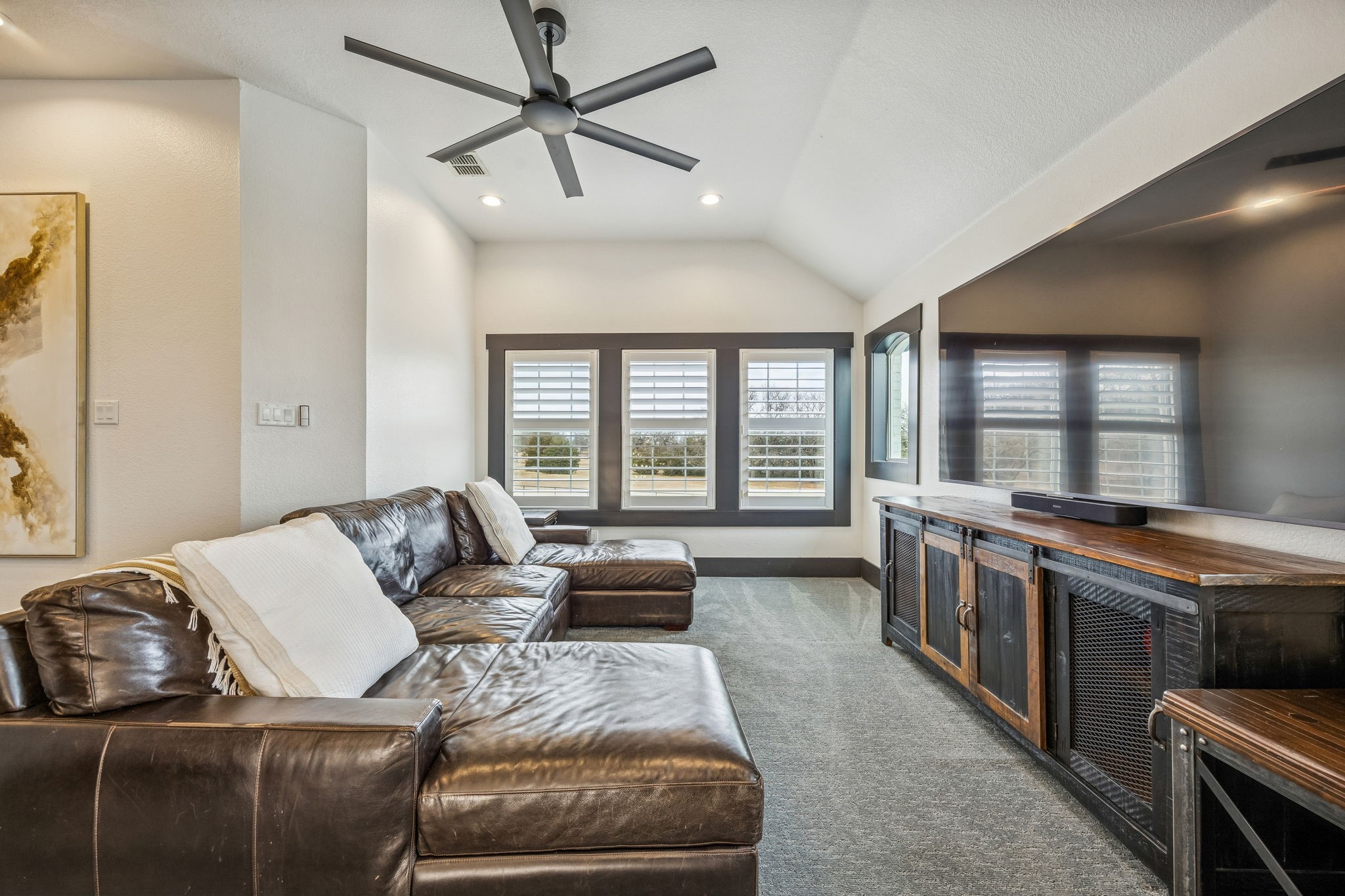 1001 Hat Creek Road