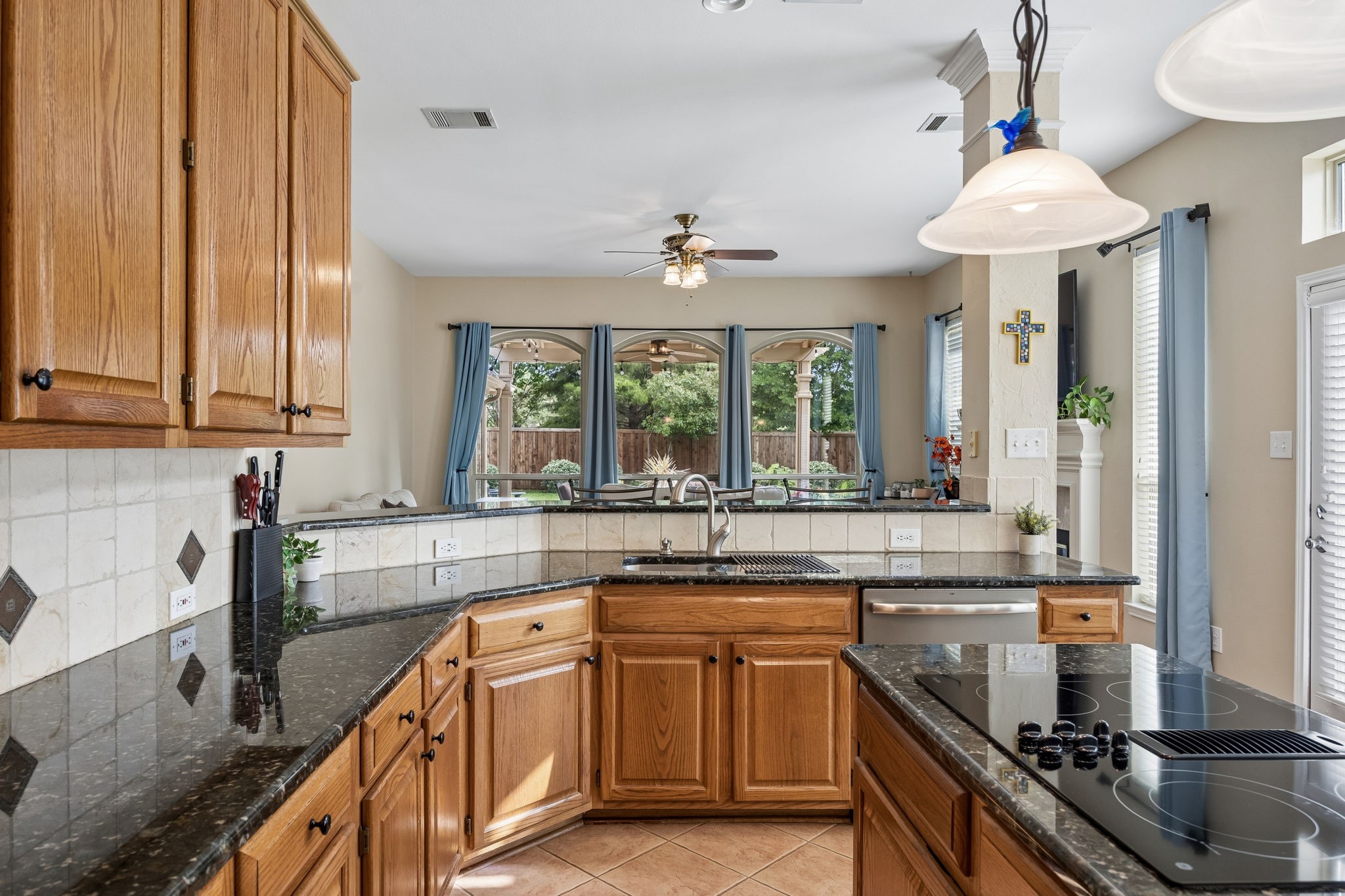 1420 Oakwood Court