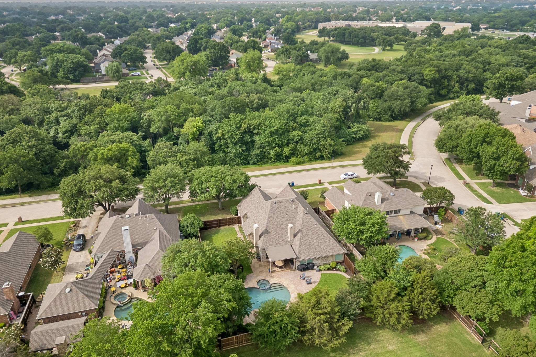 1420 Oakwood Court
