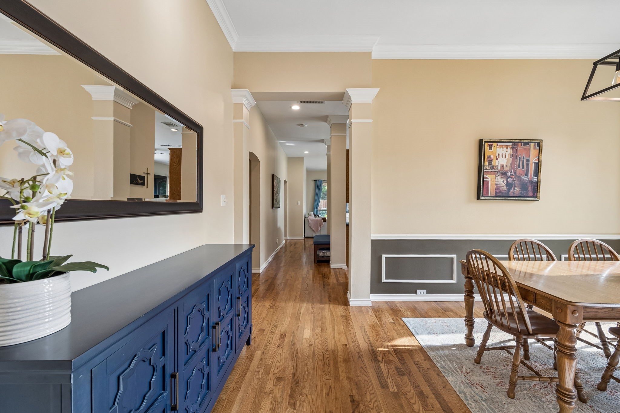 1420 Oakwood Court