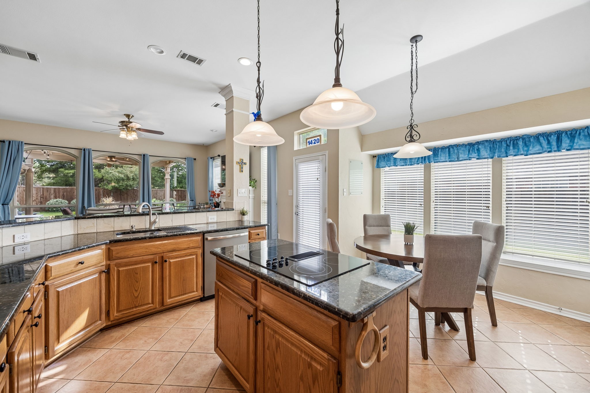 1420 Oakwood Court
