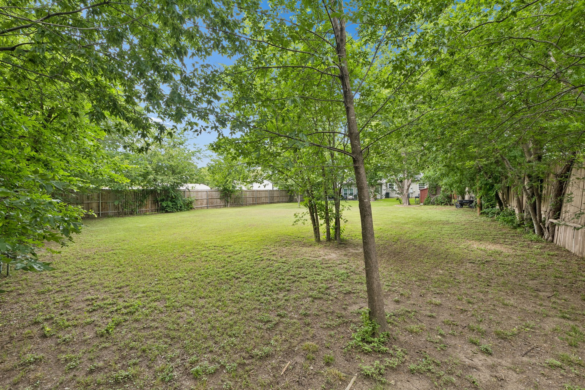 1613 Dale Place