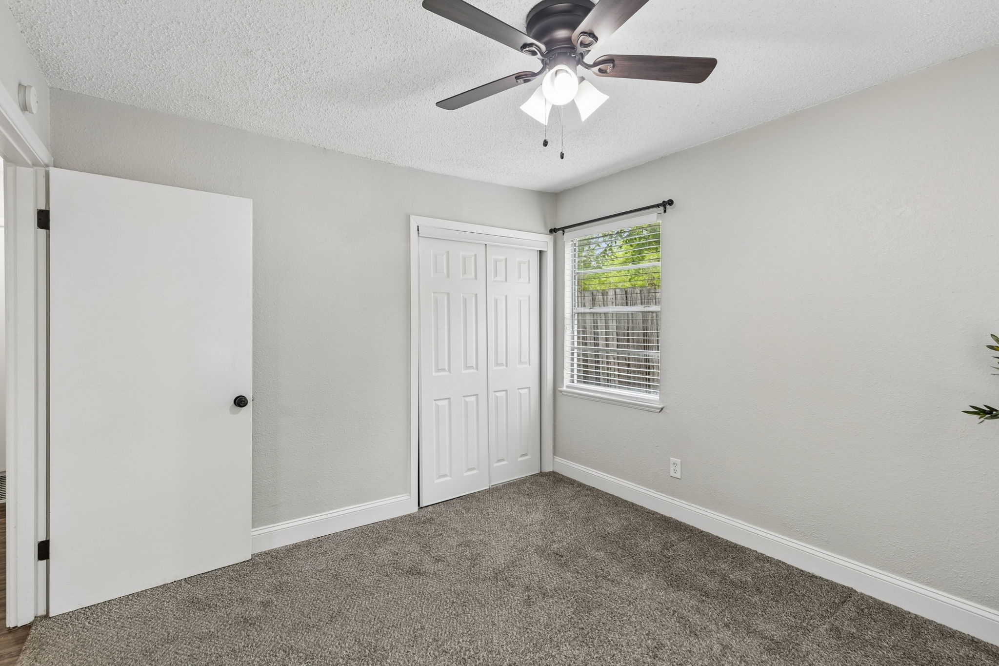 1613 Dale Place