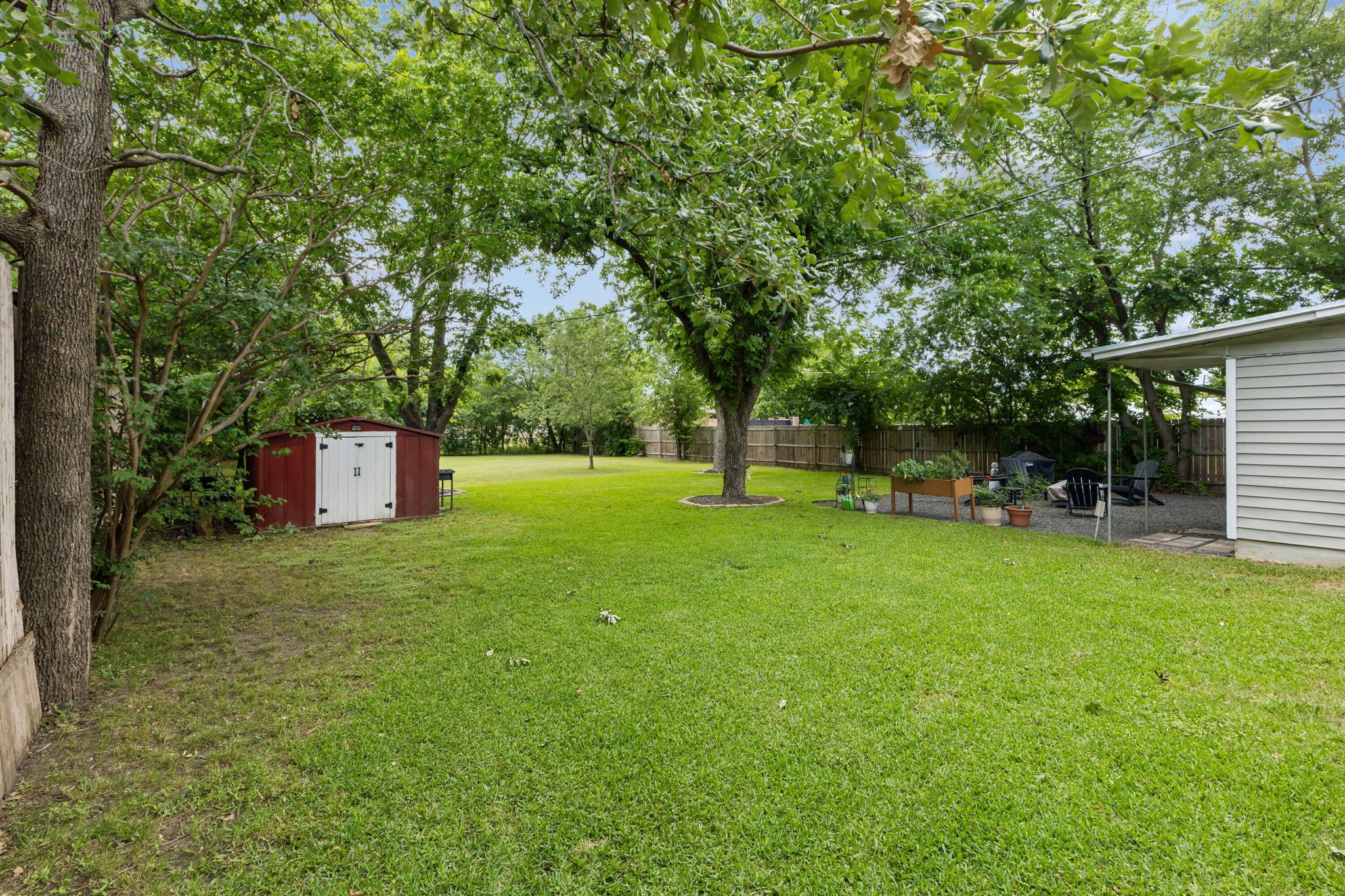 1613 Dale Place