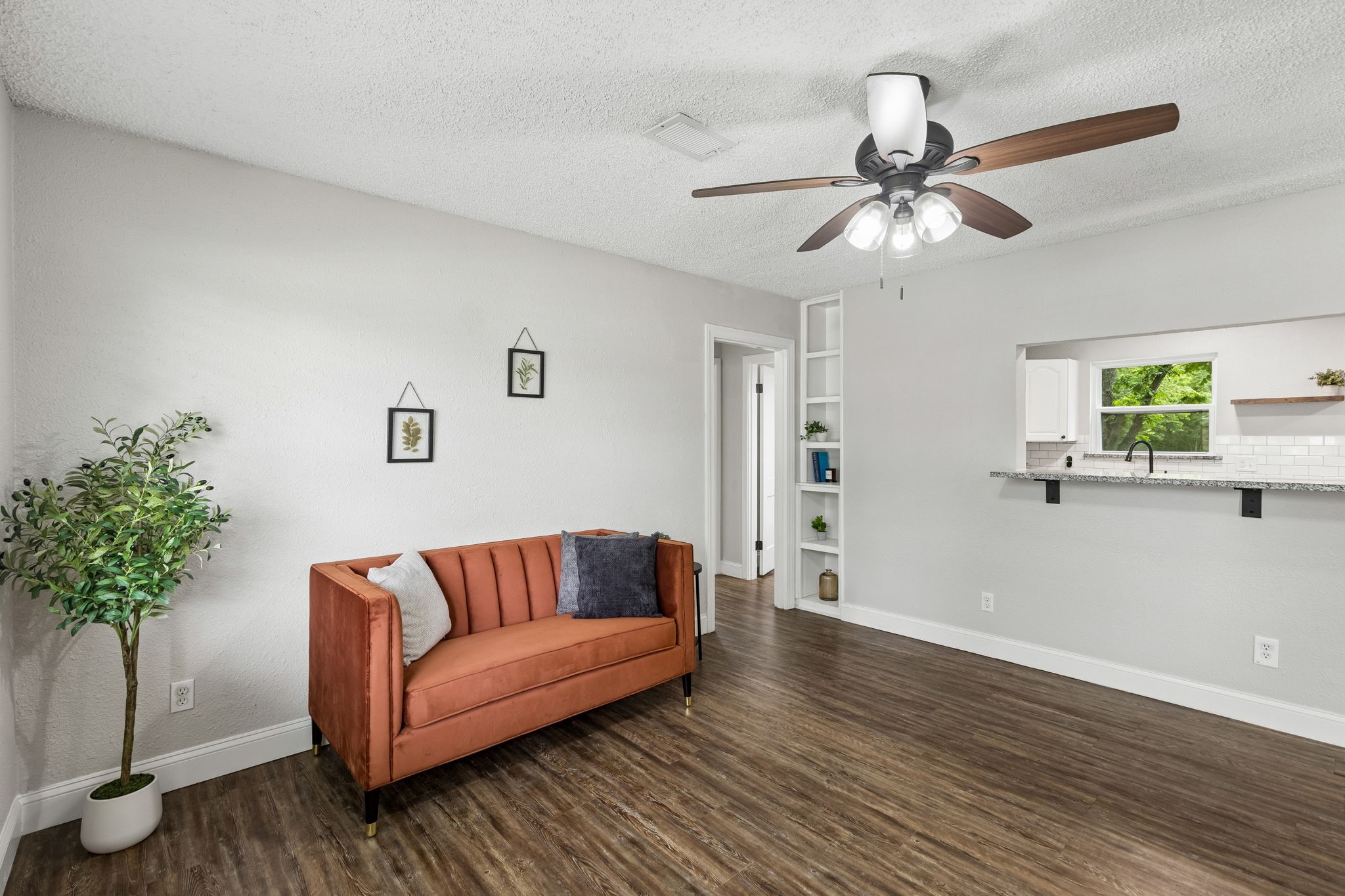 1613 Dale Place