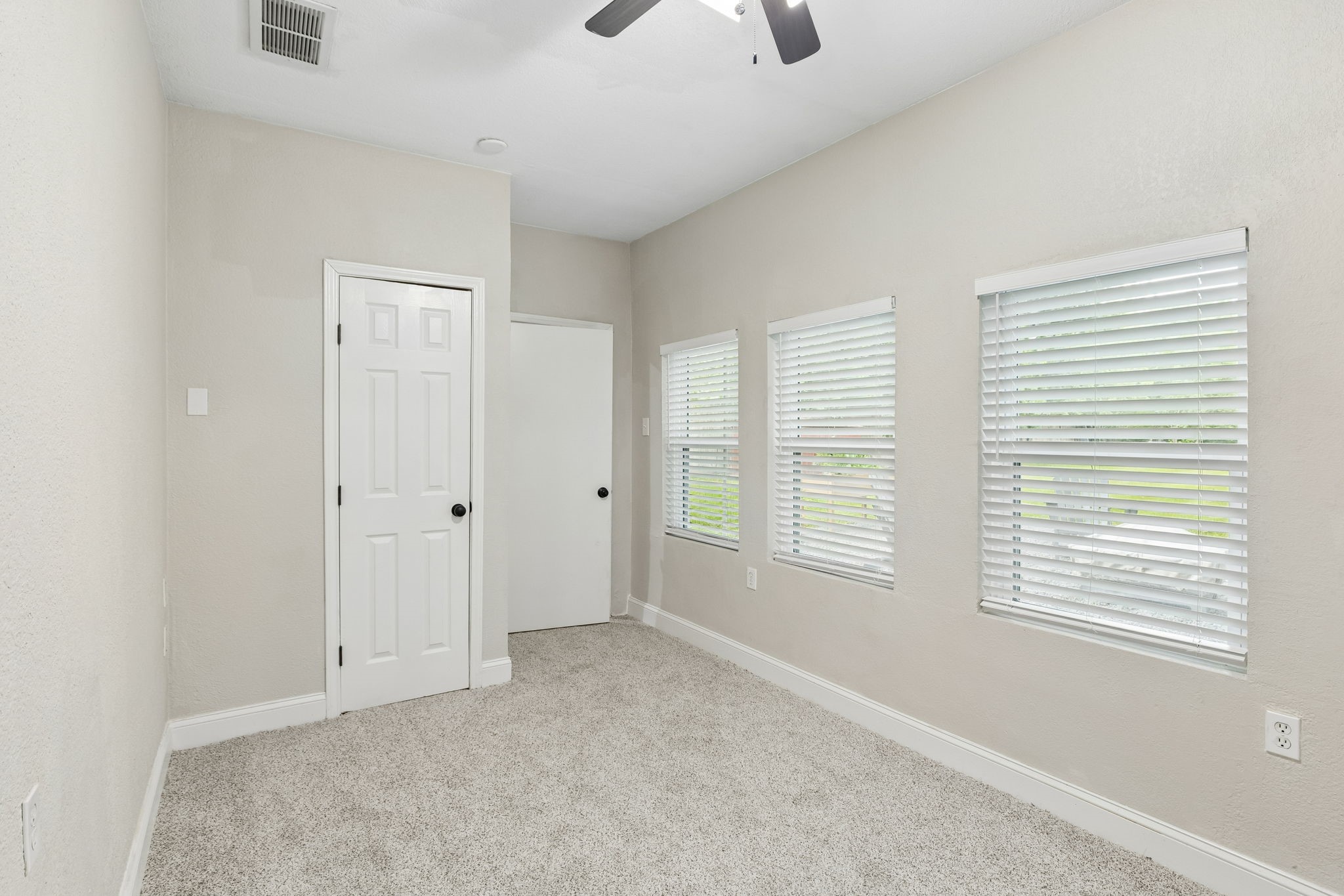 1613 Dale Place