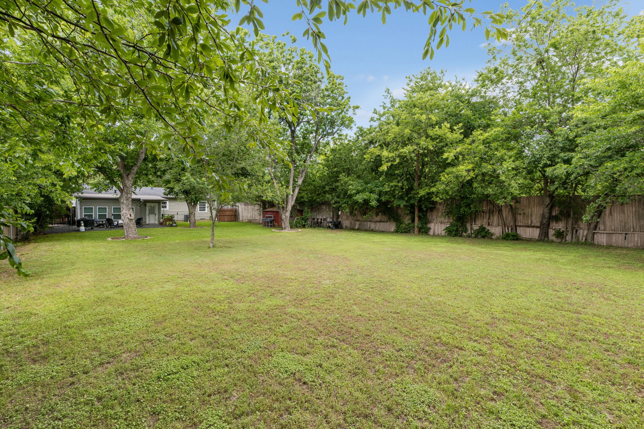 1613 Dale Place