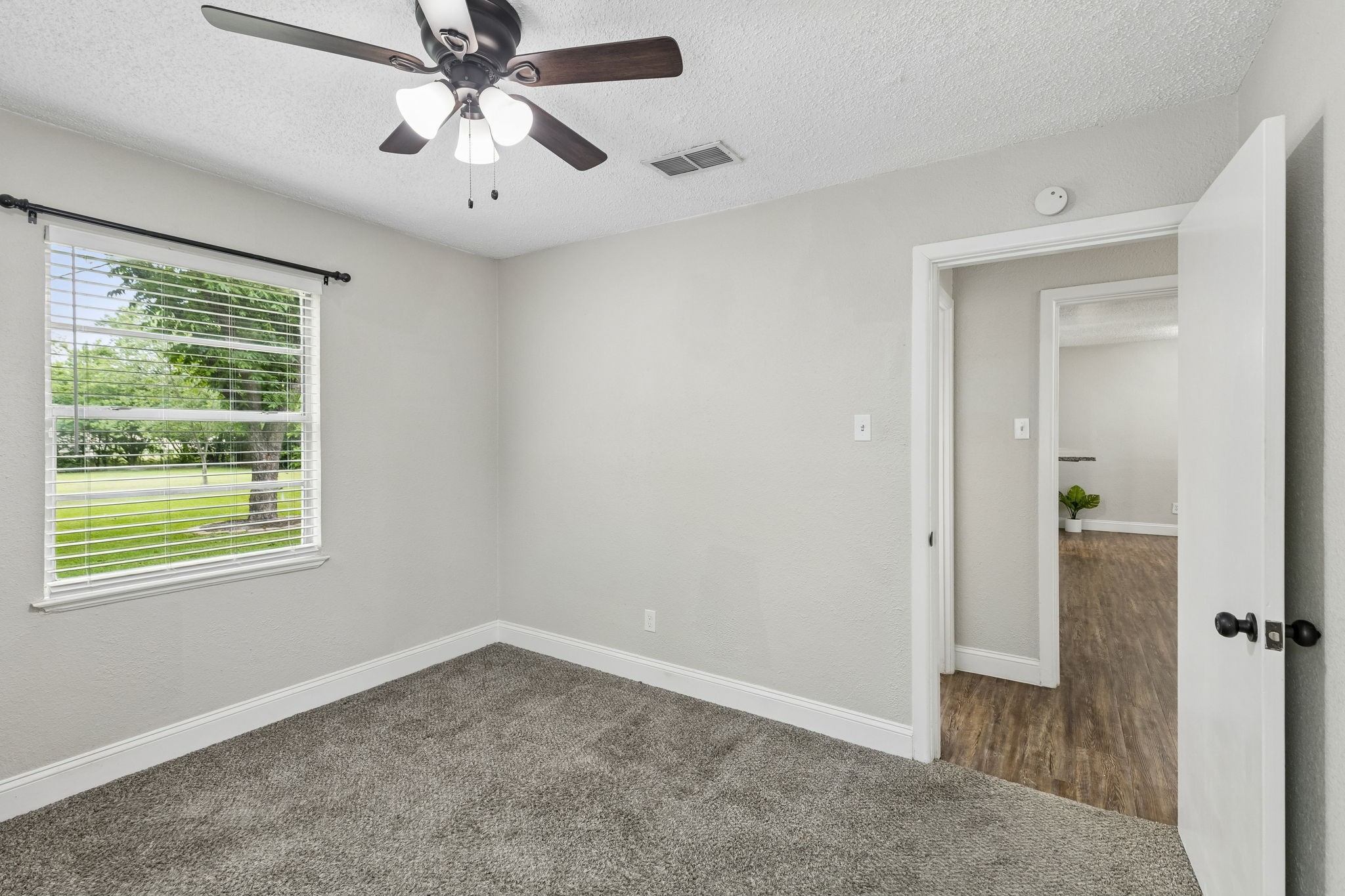 1613 Dale Place