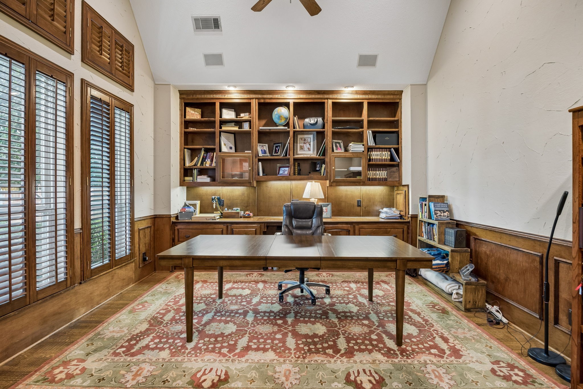 4815 Aurora Court