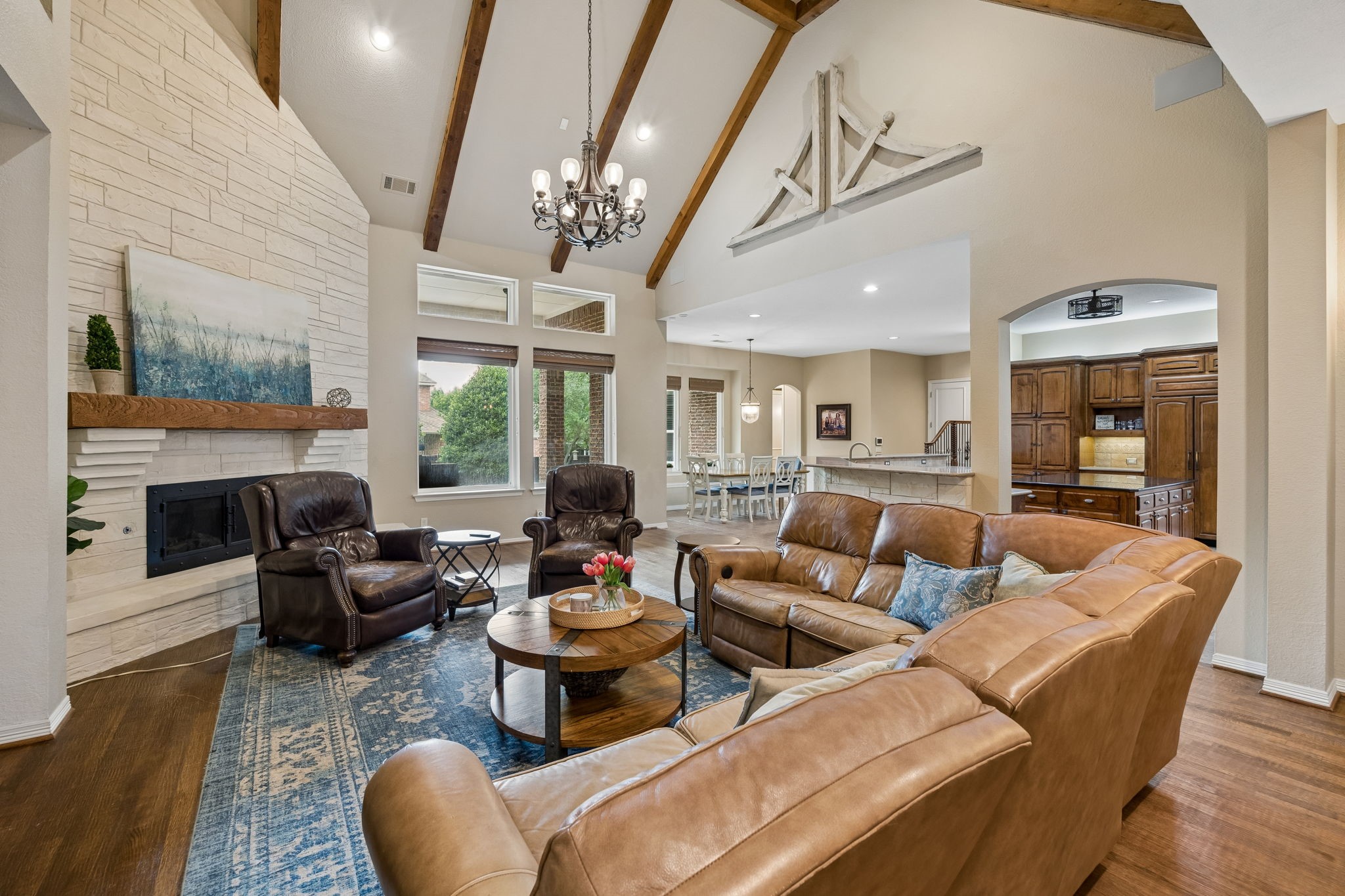 4815 Aurora Court