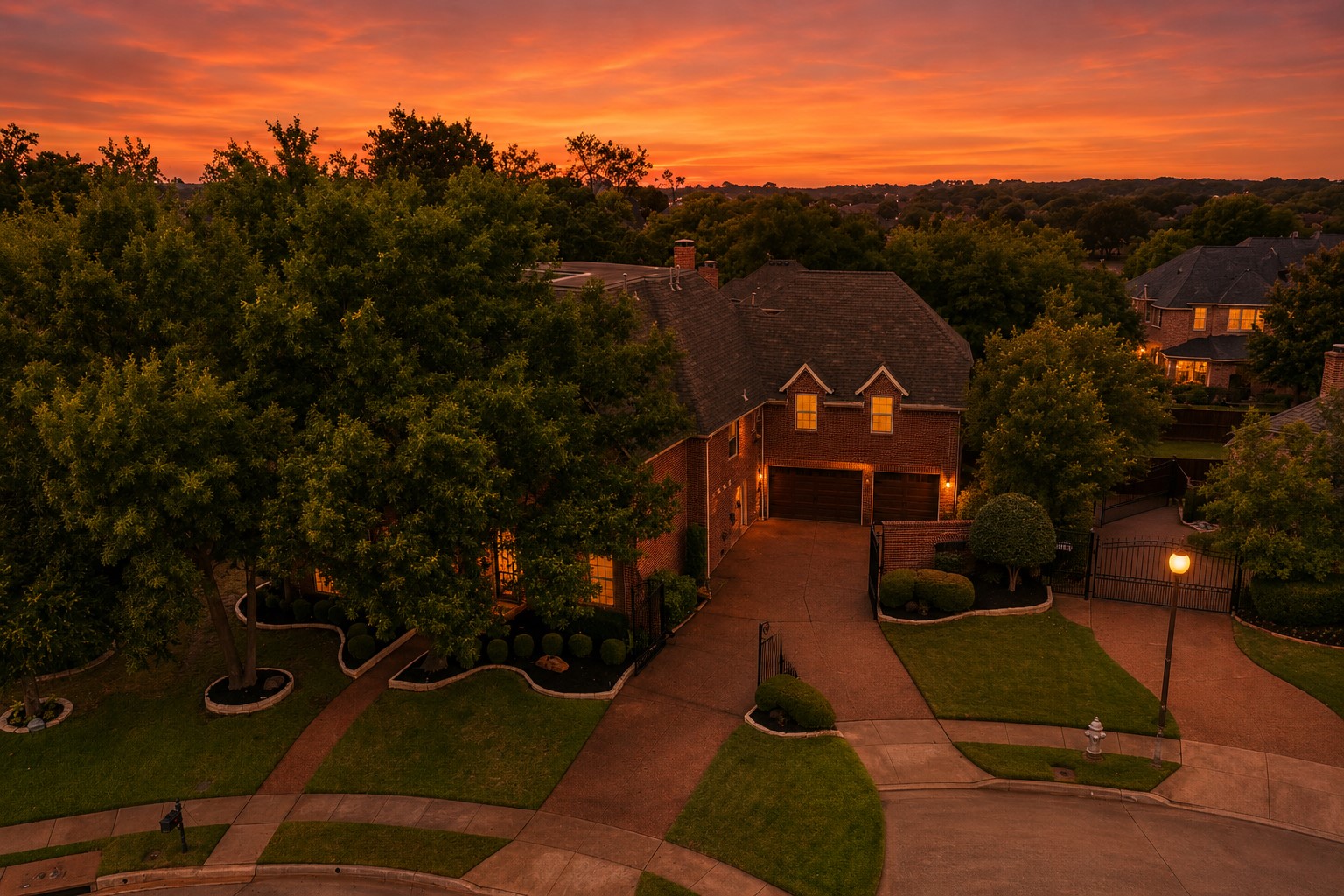4815 Aurora Court