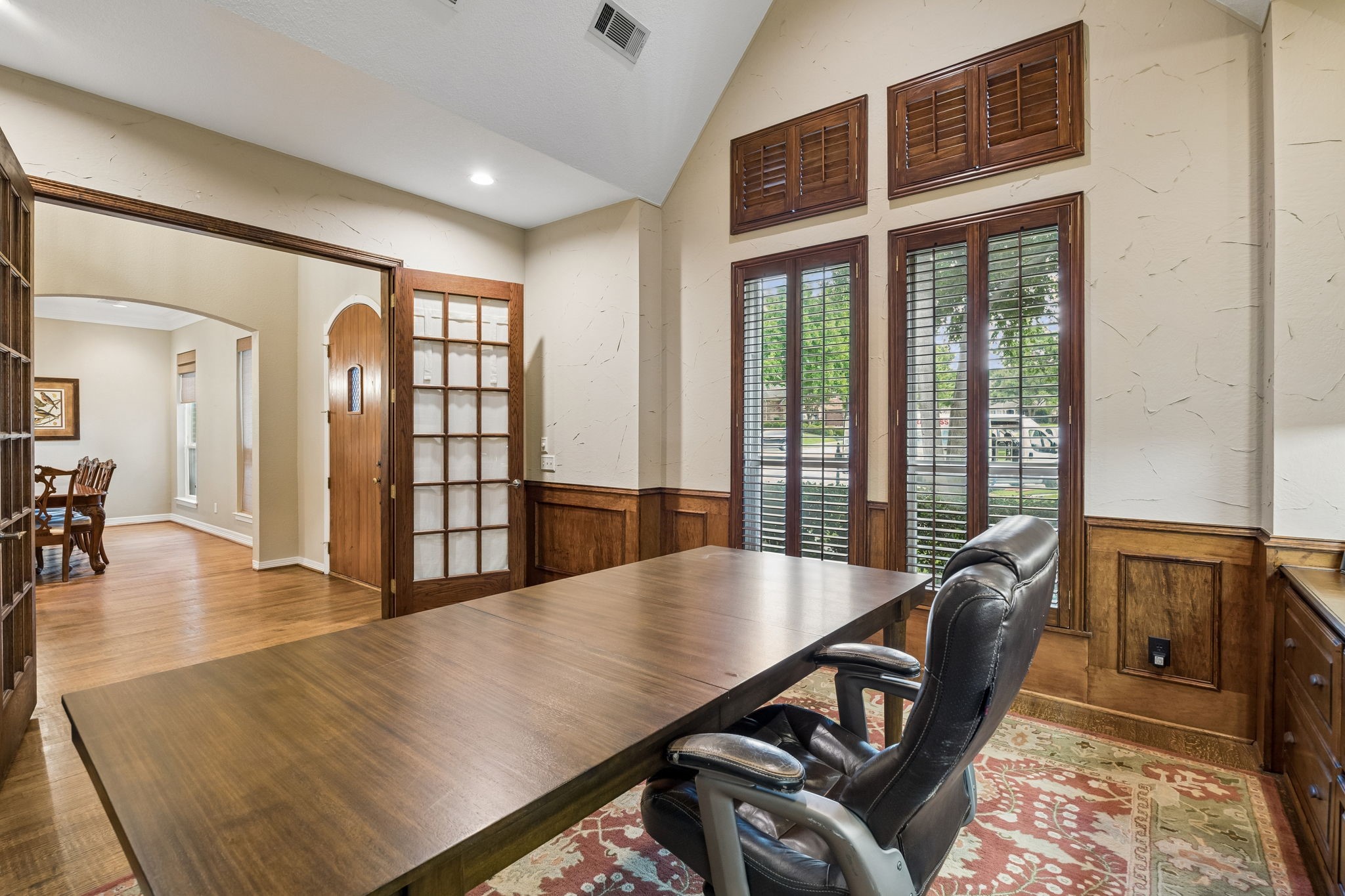 4815 Aurora Court