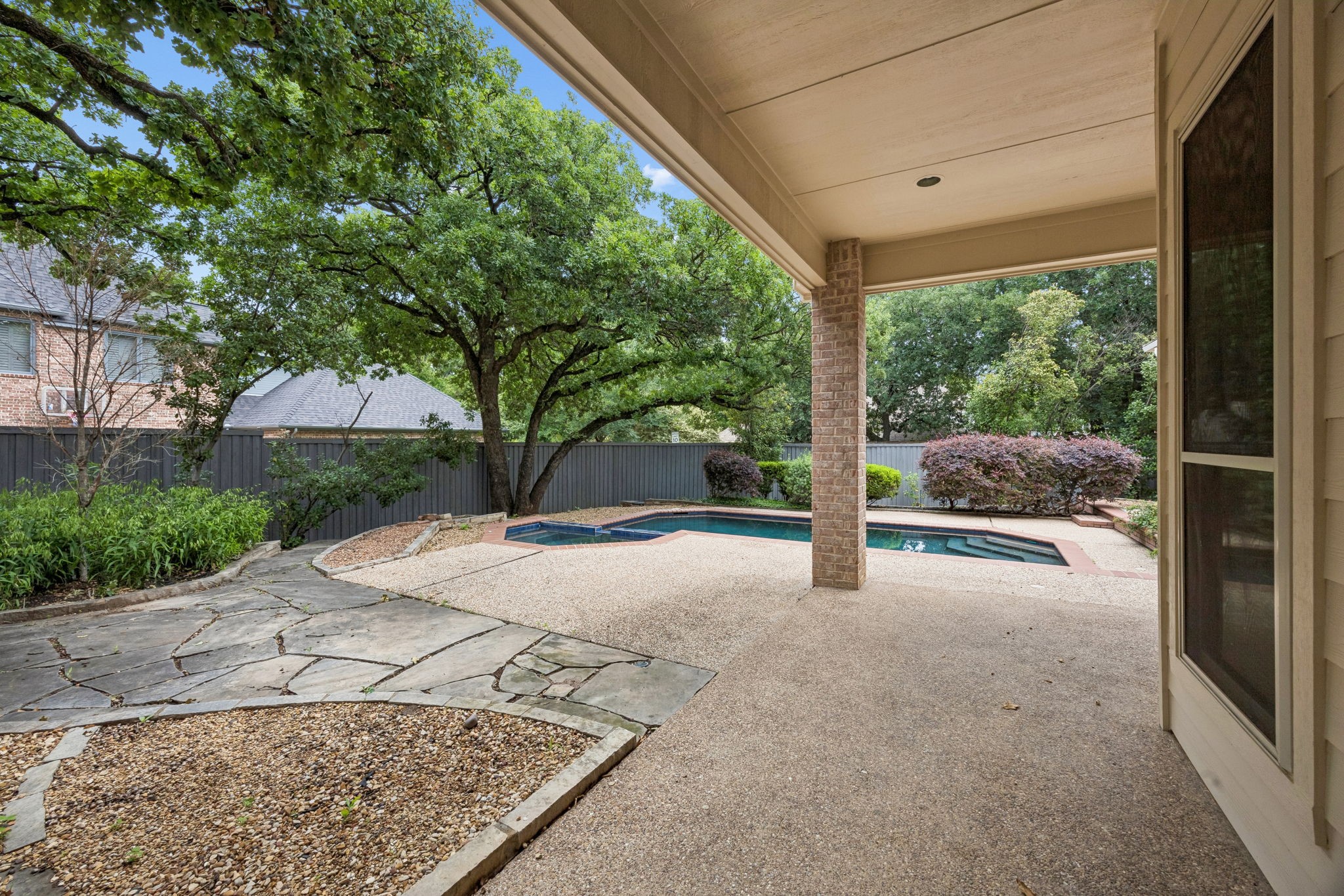 480 Country Lane