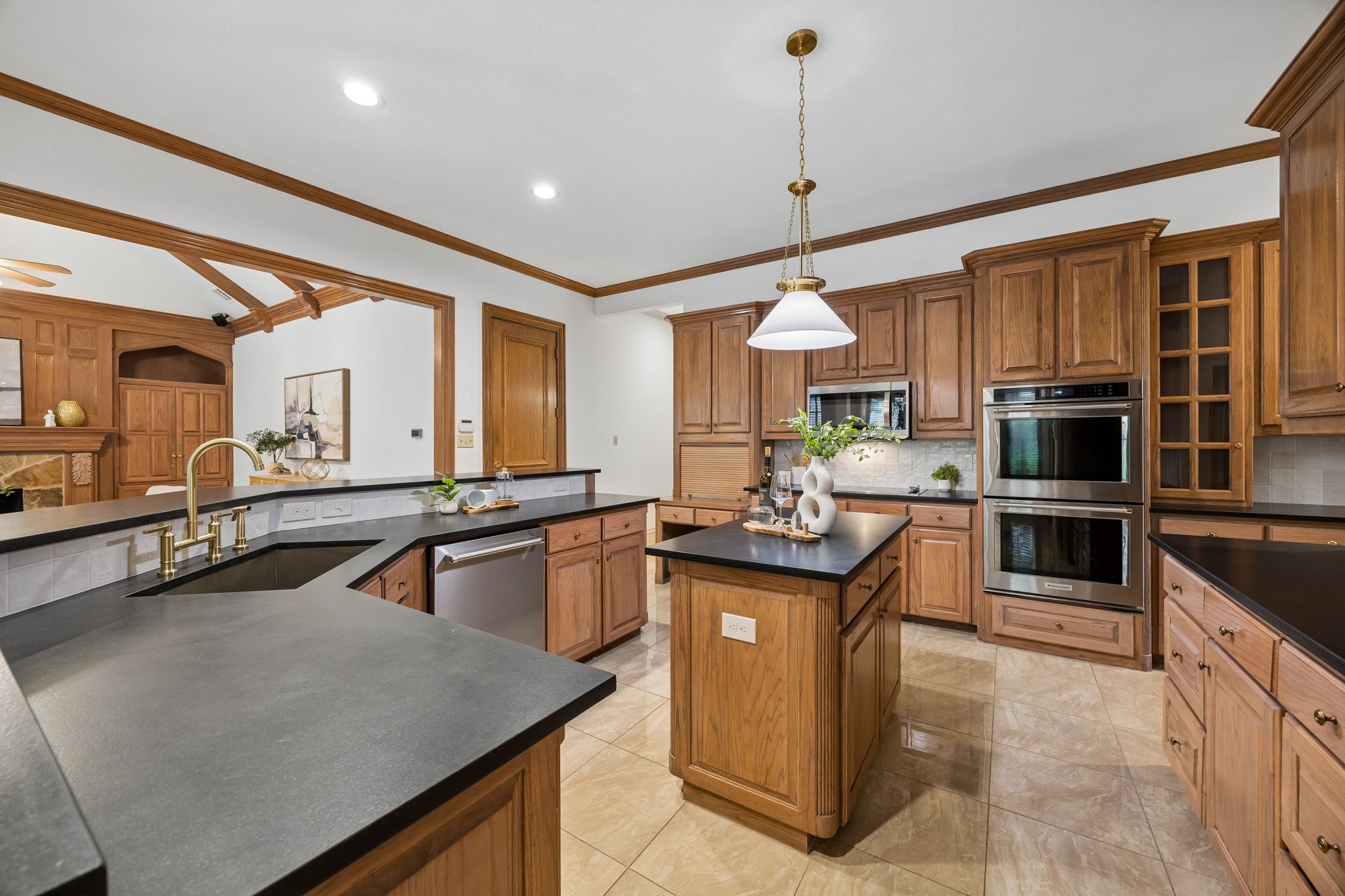 480 Country Lane