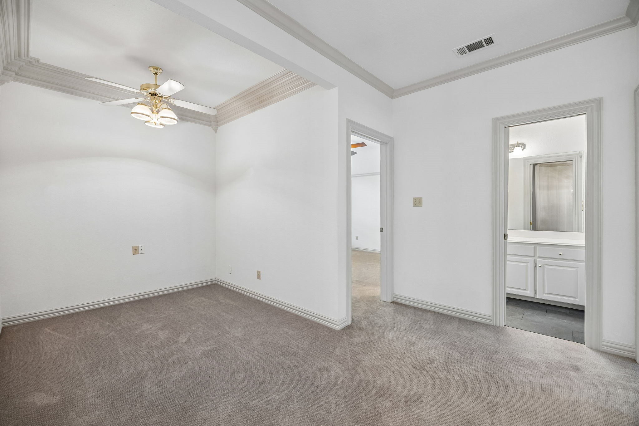 480 Country Lane