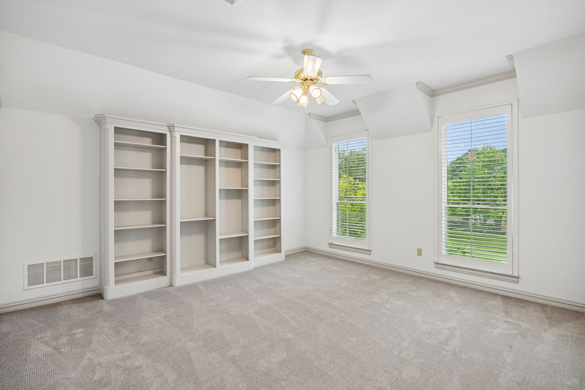 480 Country Lane