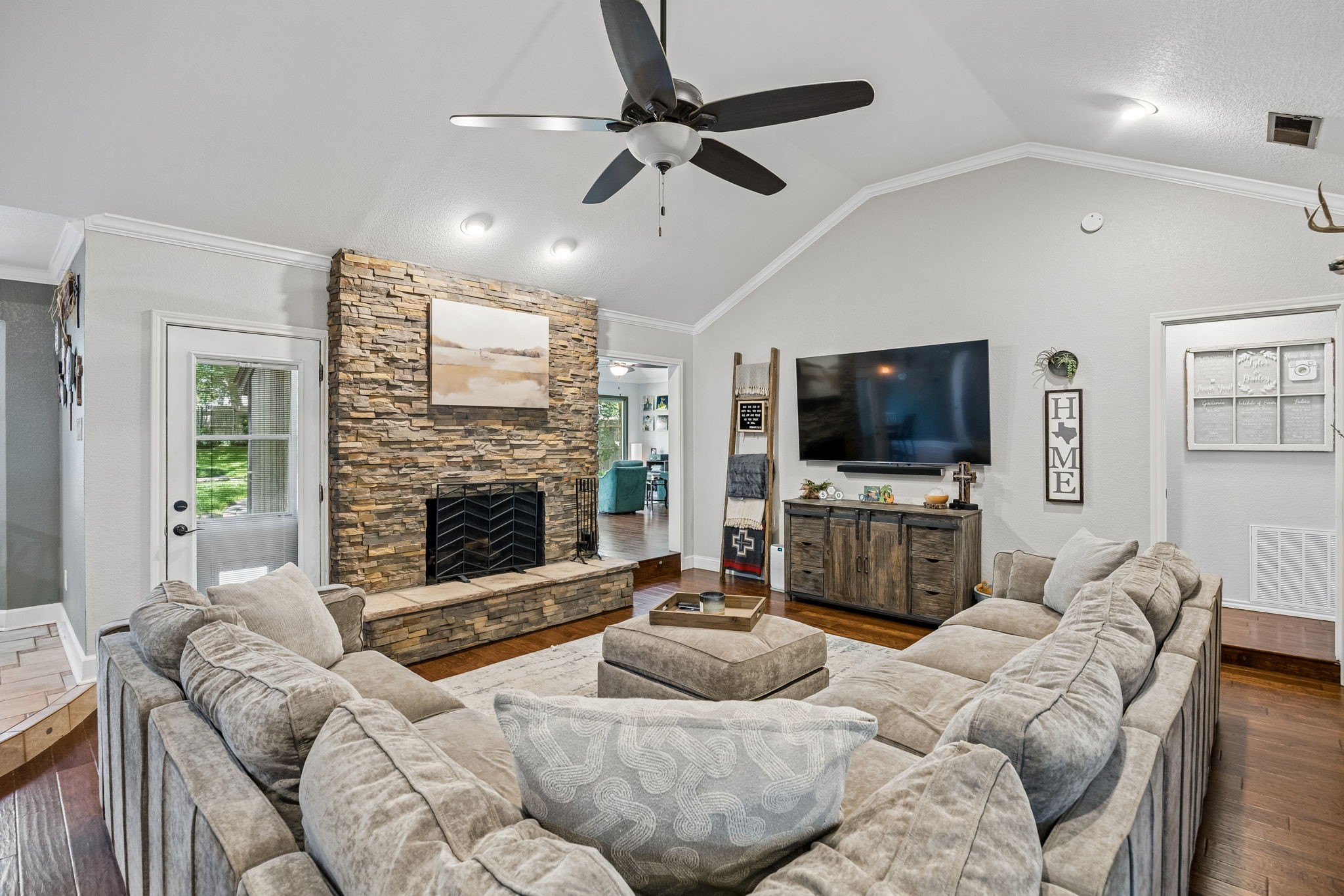 2814 Greenbrook Drive