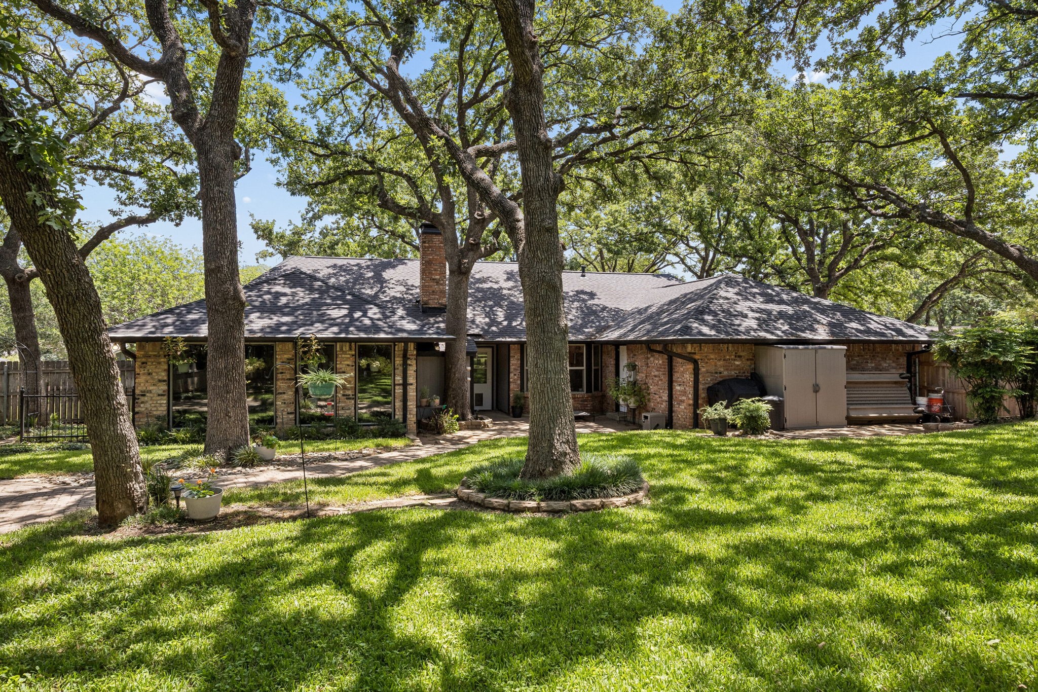 2814 Greenbrook Drive