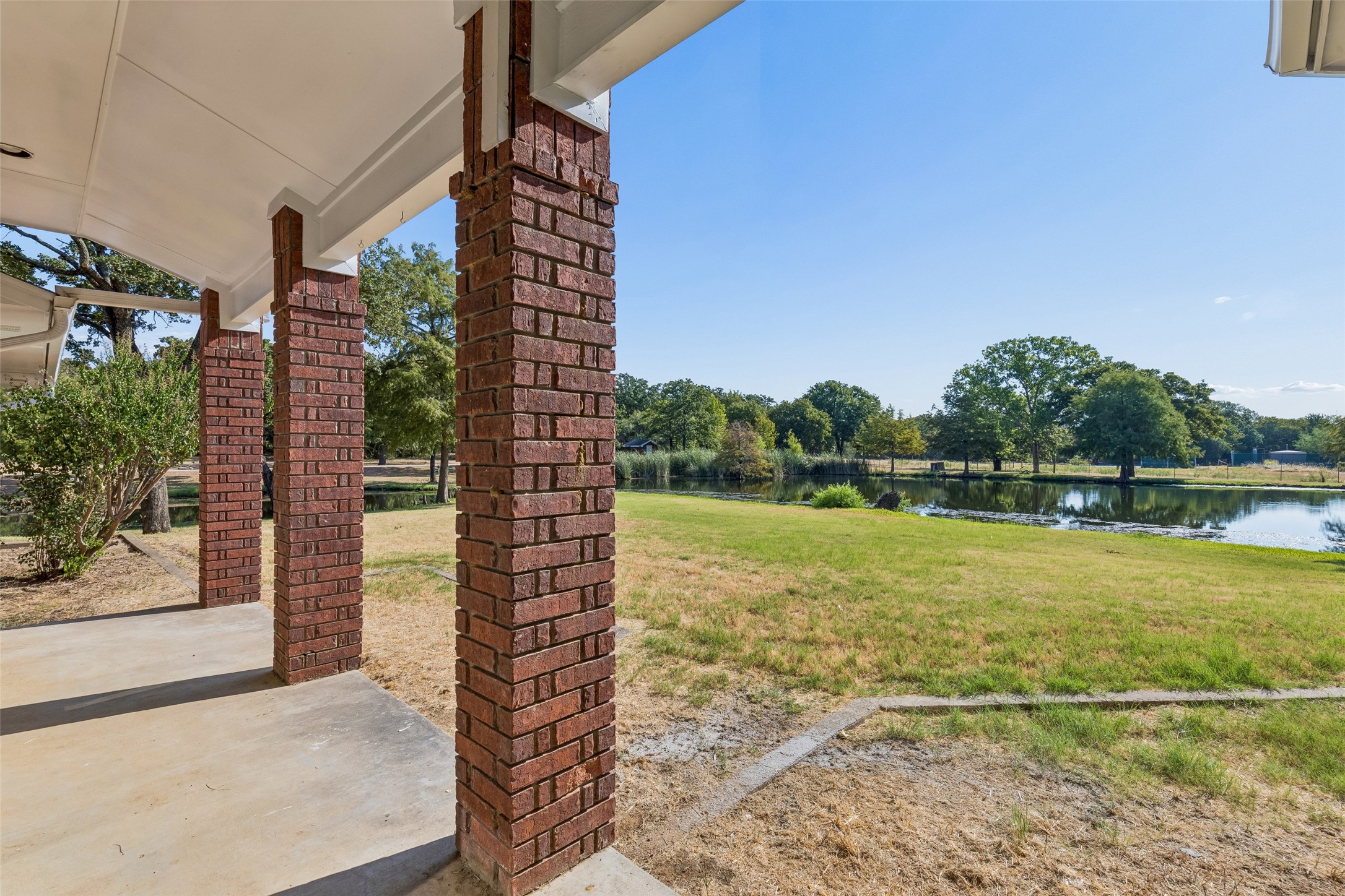 1155 Point Vista Road