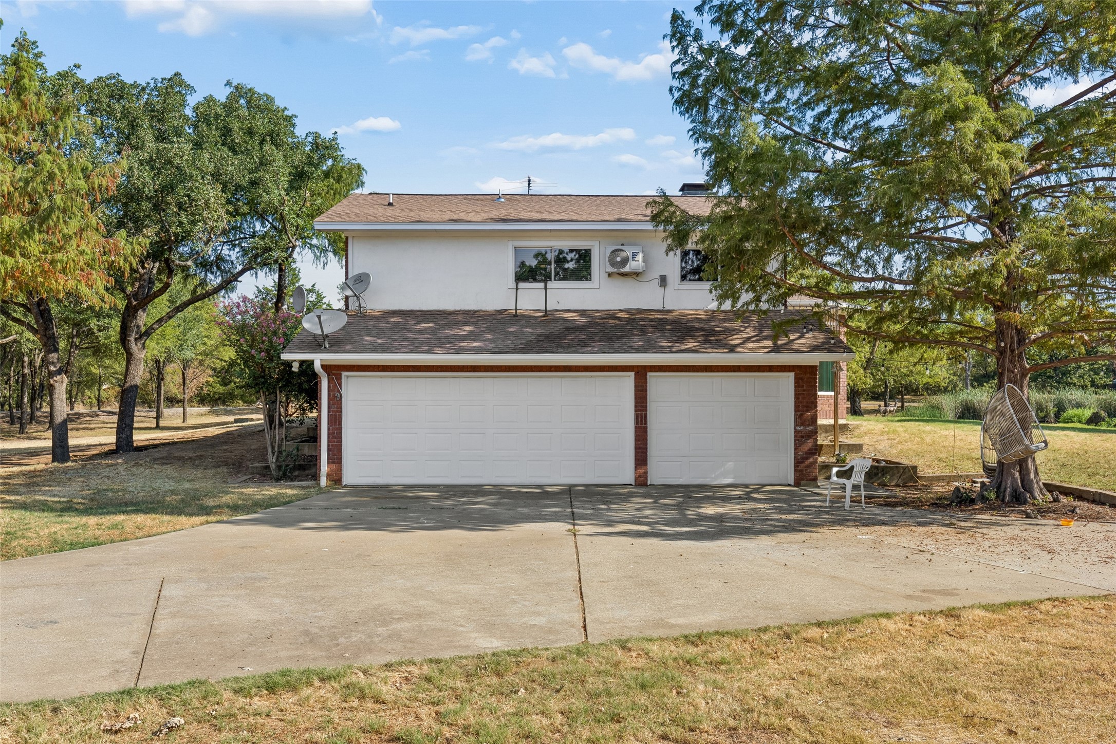 1155 Point Vista Road