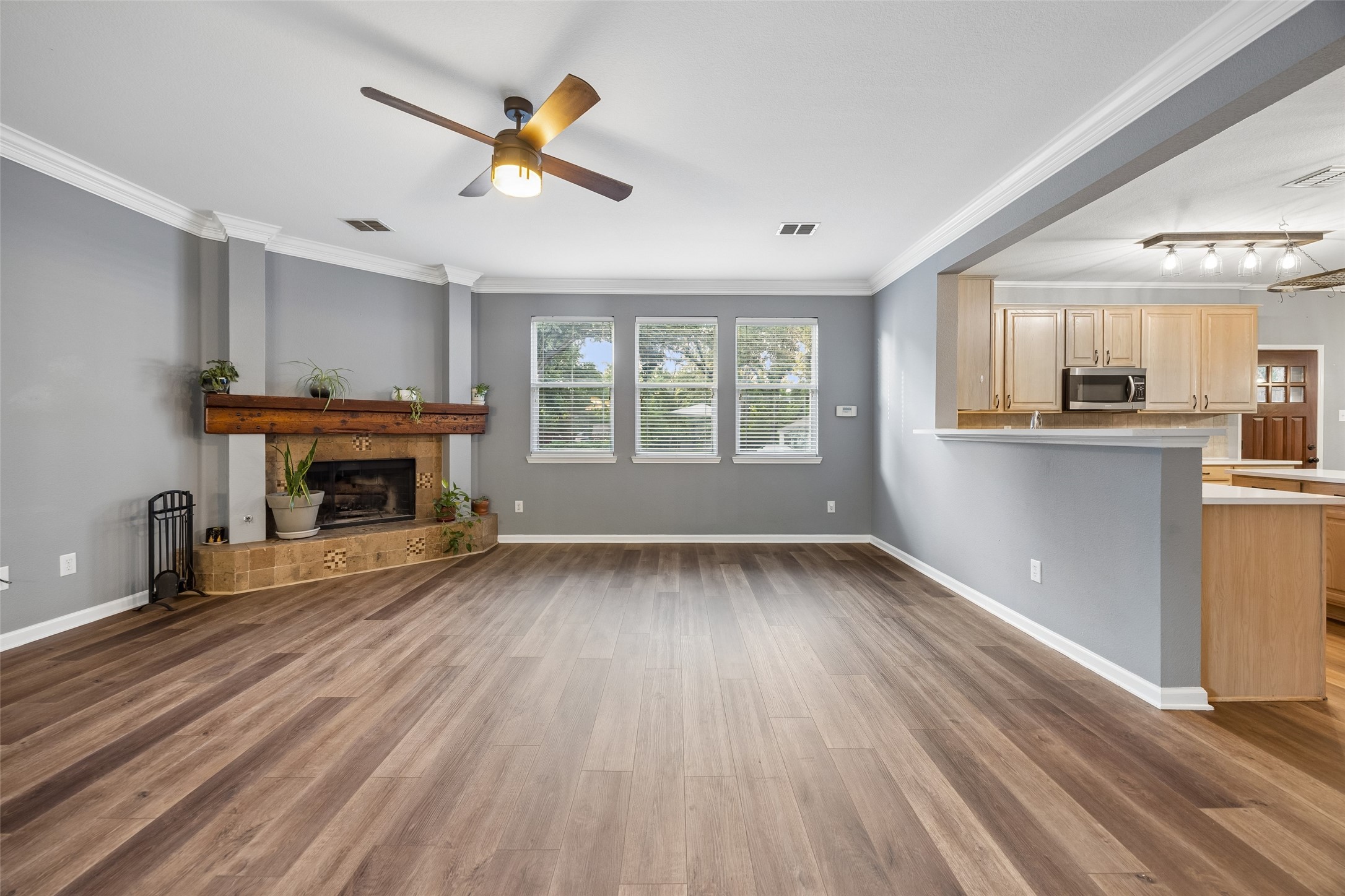1145 Whispering Trail Circle