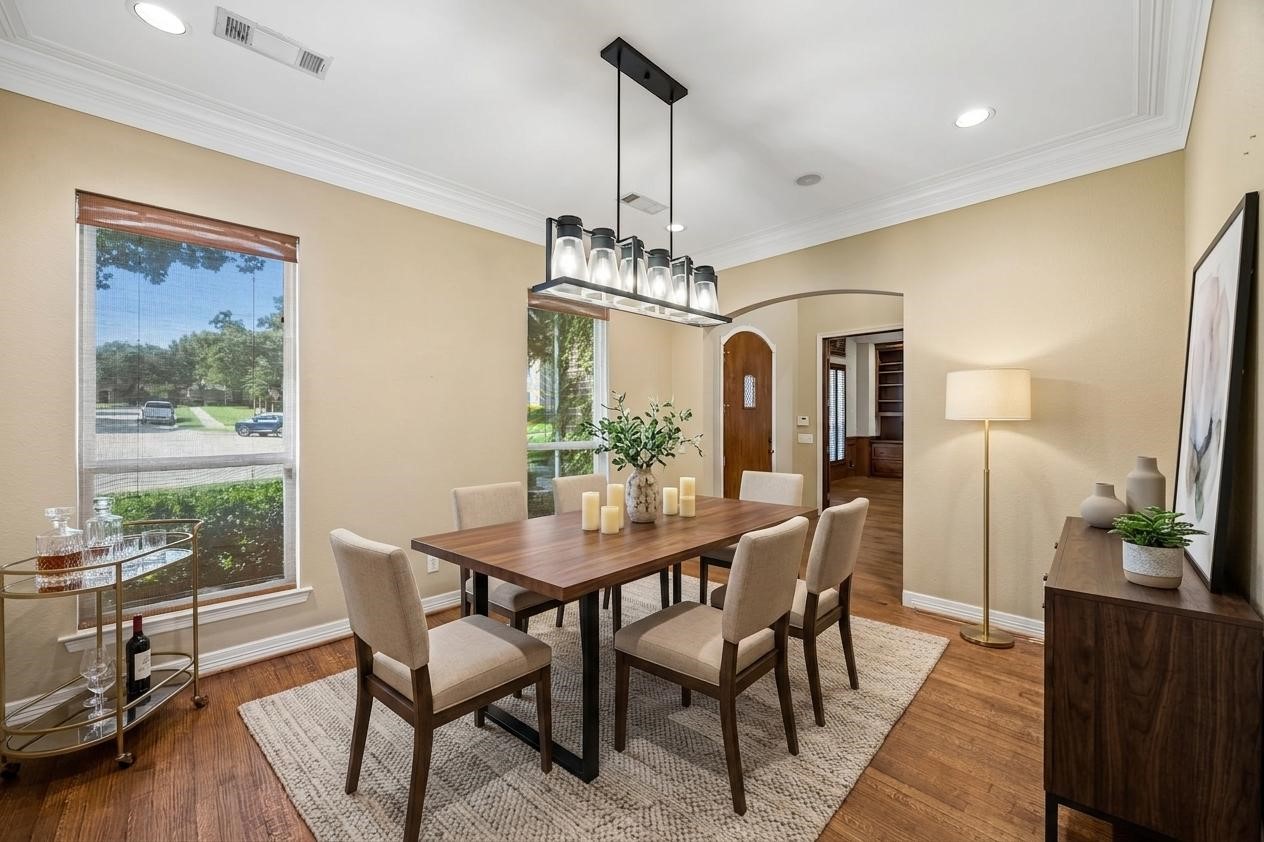 4815 Aurora Court