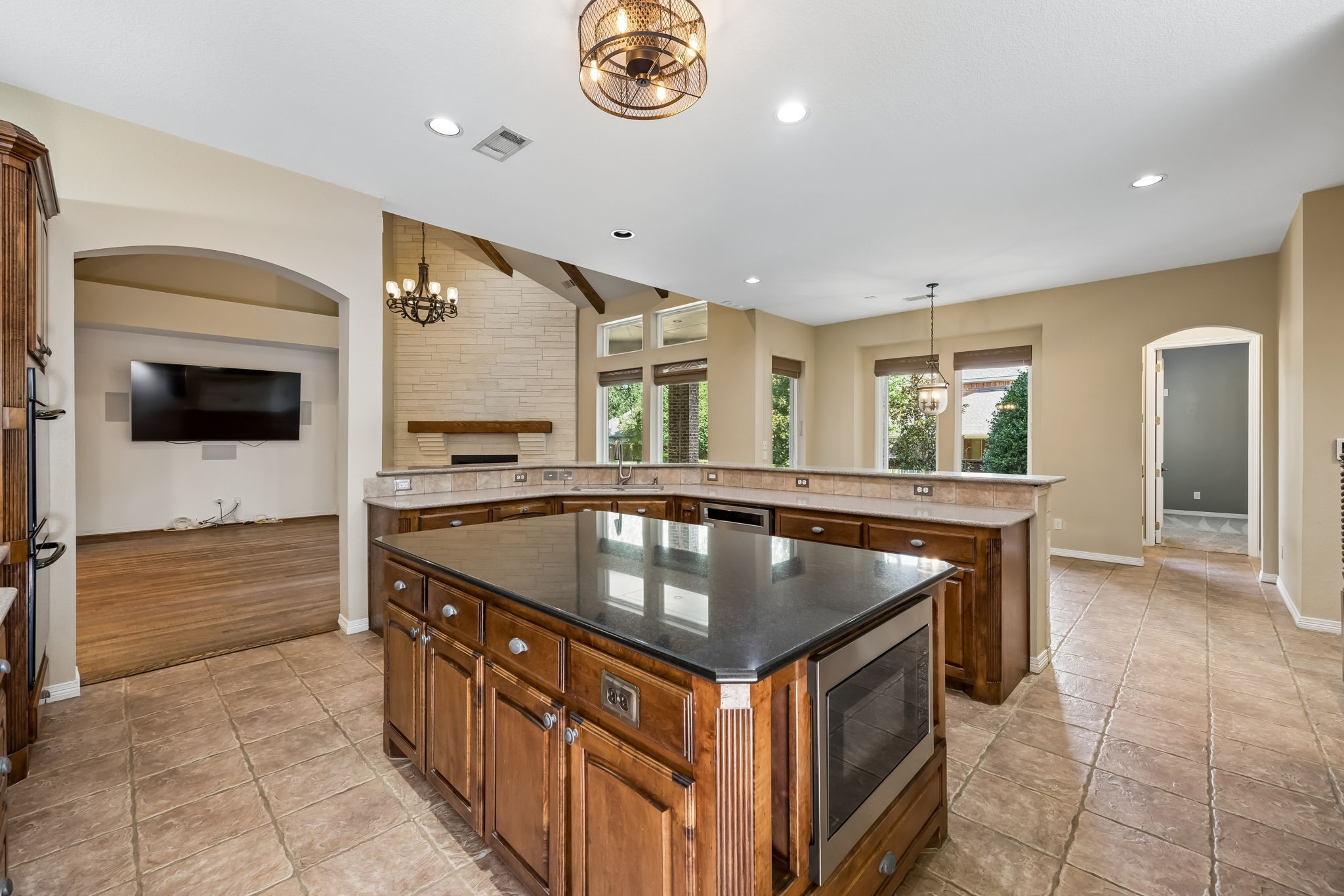 4815 Aurora Court