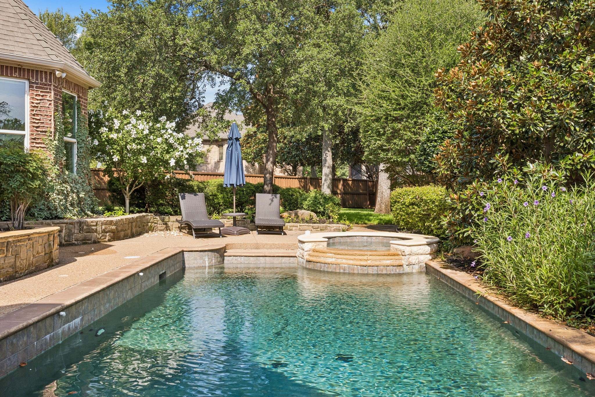 4815 Aurora Court